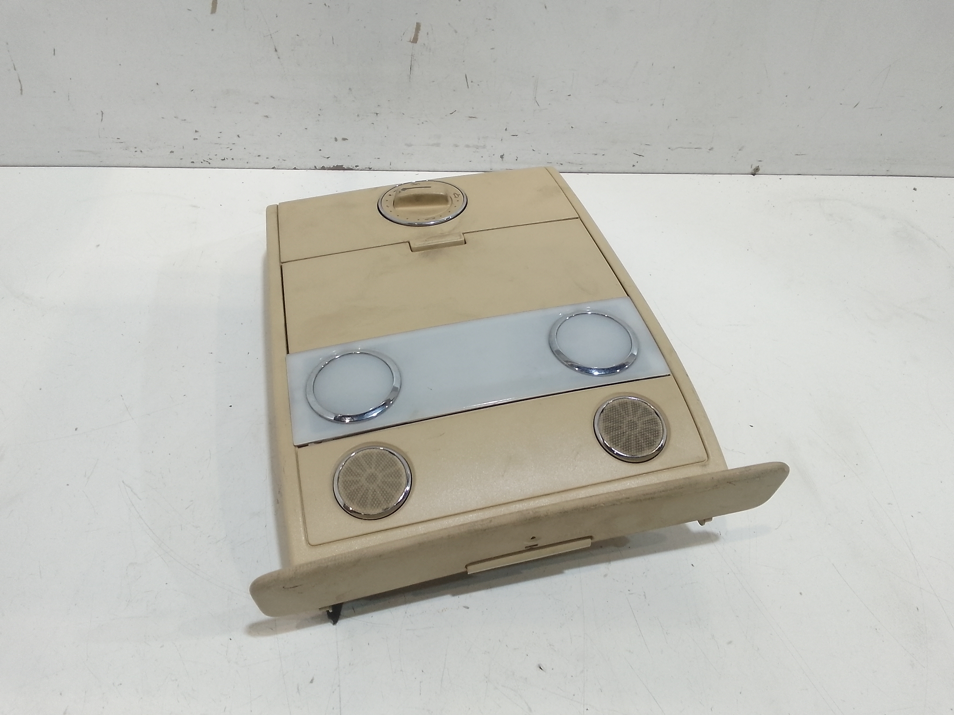 Plafoniera per Volkswagen Touareg 1 Serie (2002 - 2006)