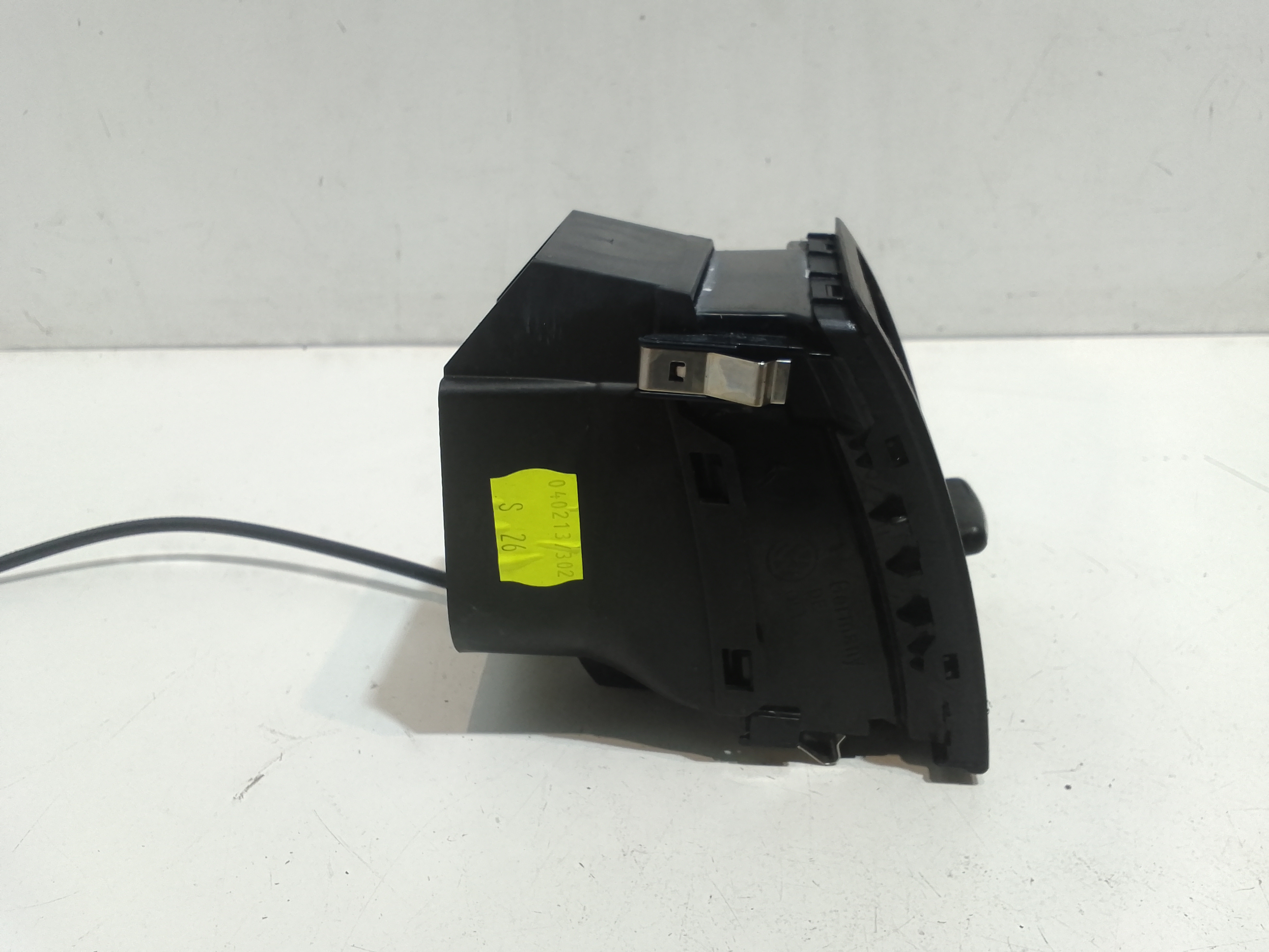 Bocchetta aria cruscotto lato guida per Volkswagen Touareg 1 Serie (2002 - 2006)