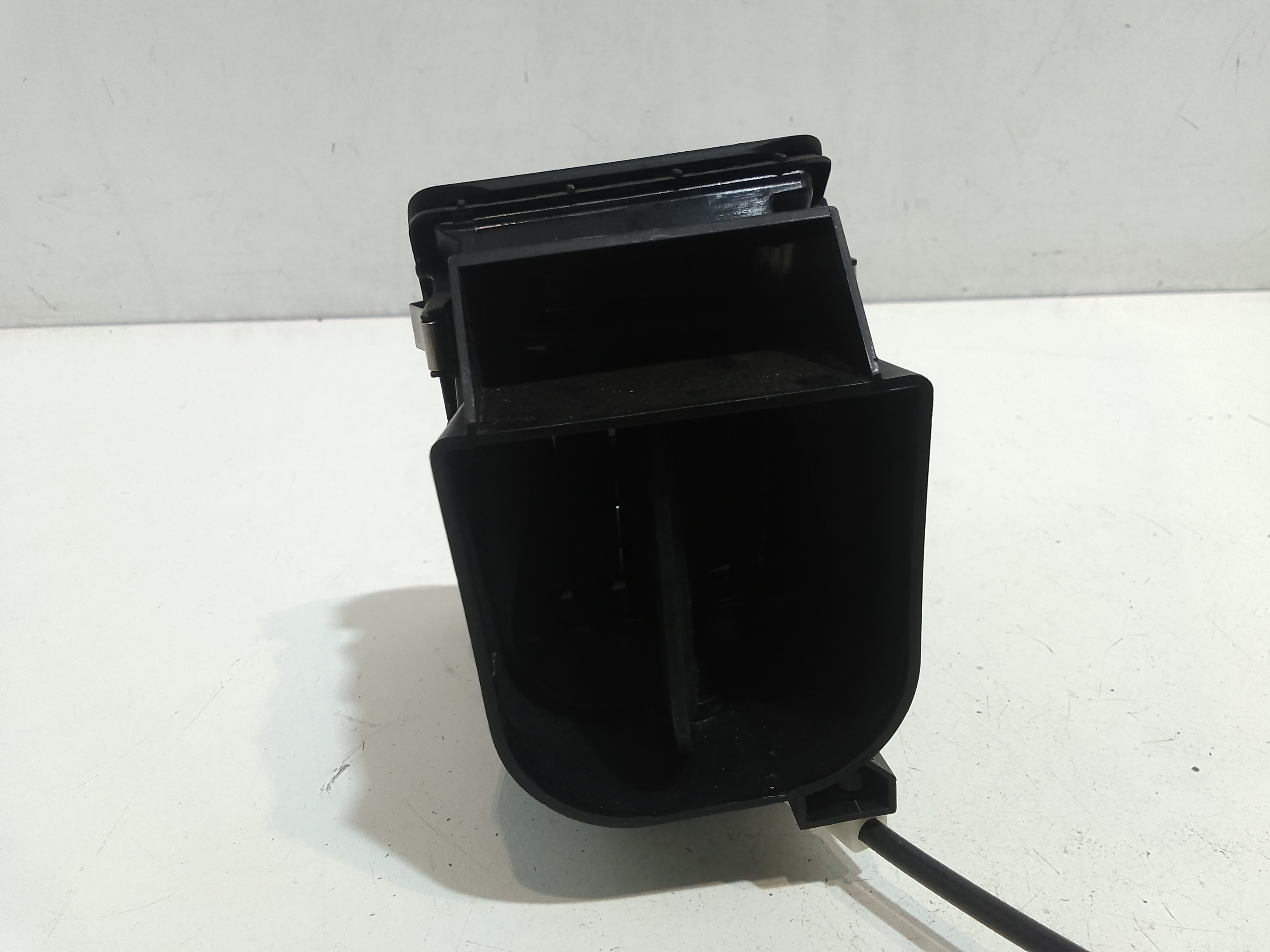 Bocchetta aria cruscotto lato passeggero per Volkswagen Touareg 1 Serie (2002 - 2006)