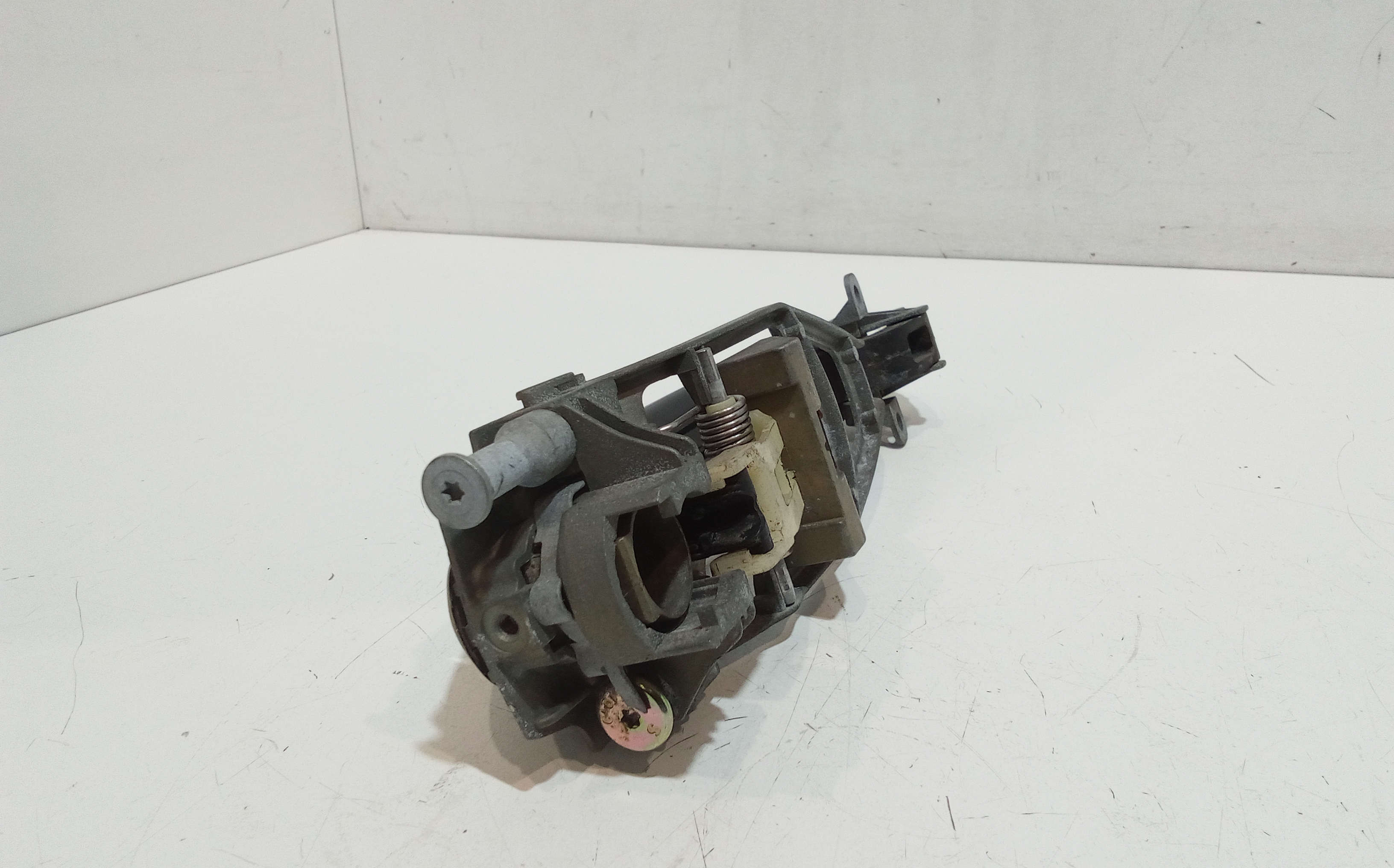 Maniglia esterna Posteriore Sinistra per Volkswagen Touareg 1 Serie (2002 - 2006)