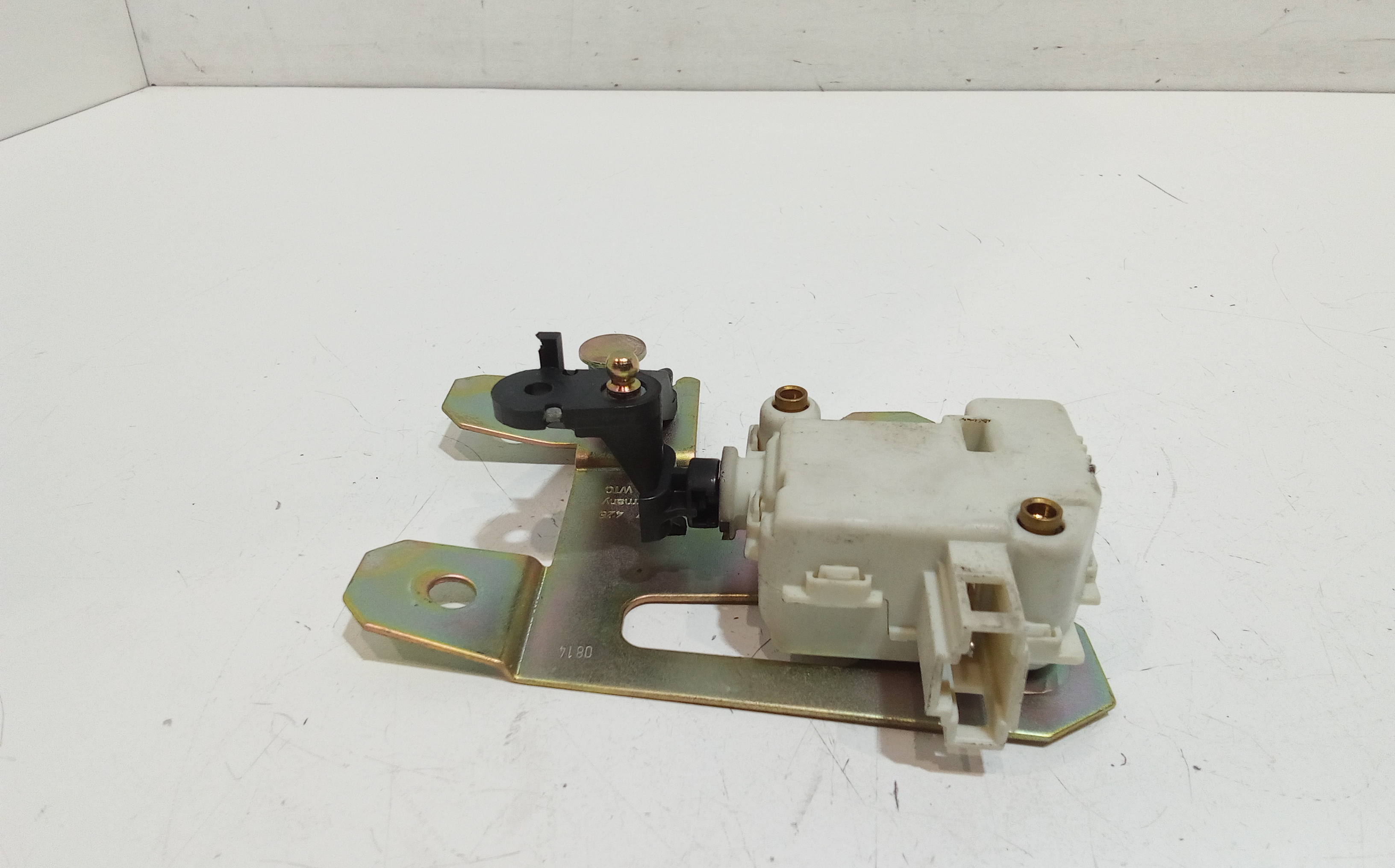 Motorino chiusura centralizzata per Volkswagen Touareg 1 Serie (2002 - 2006)