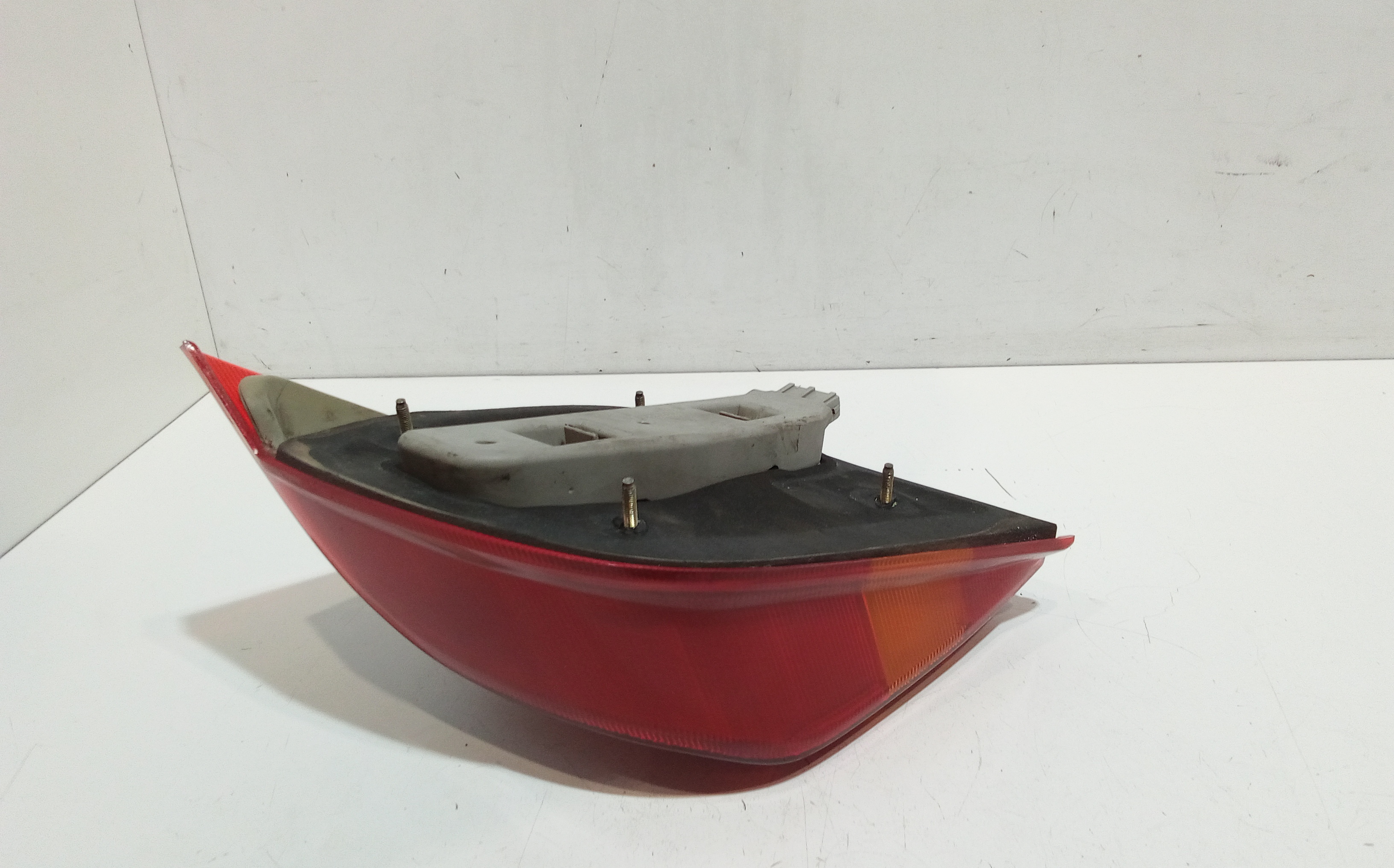 Stop fanale Posteriore sinistro lato Guida per Ford Fiesta 1 Serie (1982 - 1996)