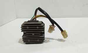 Regolatore di tensione per Peugeot Tweet 125cc (2010 - 2014)