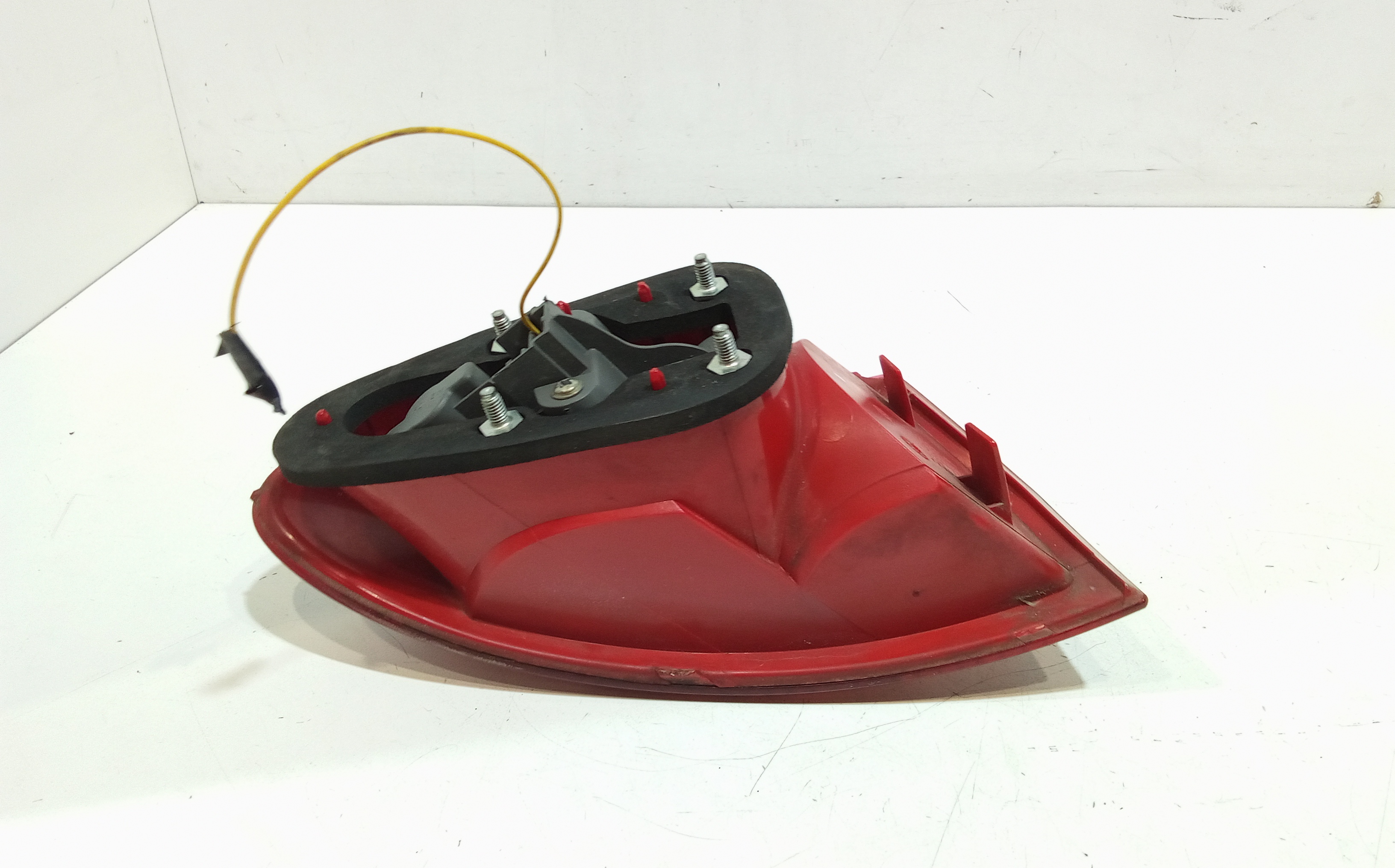 Stop fanale posteriore Destro Passeggero per Alfa Romeo 147 Serie (937) (00>05<) (2000 - 2005)