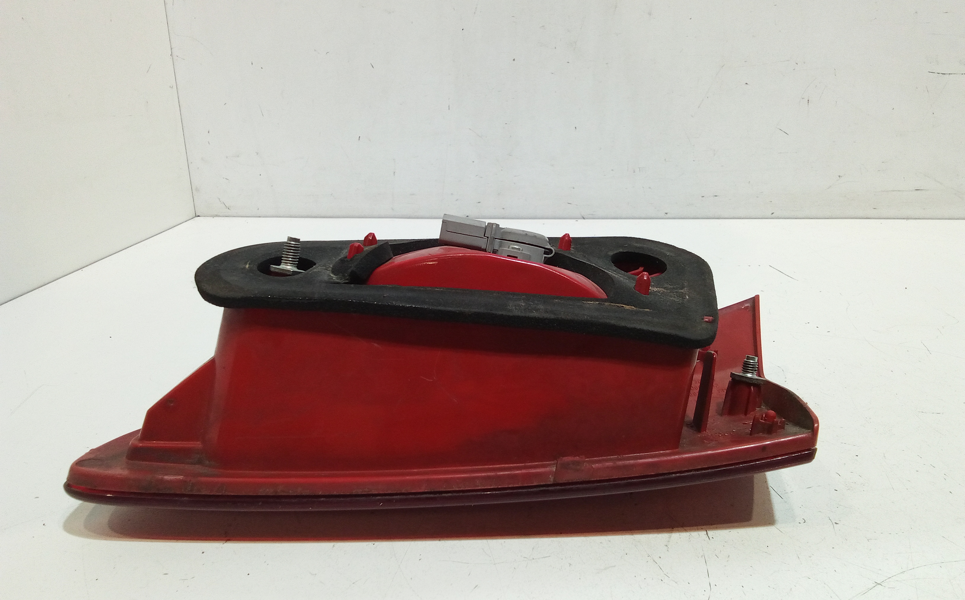 Stop Posteriore Destro Integrato nel Portello per Alfa Romeo 147 Serie (937_) (05>10) (2005 - 2010)