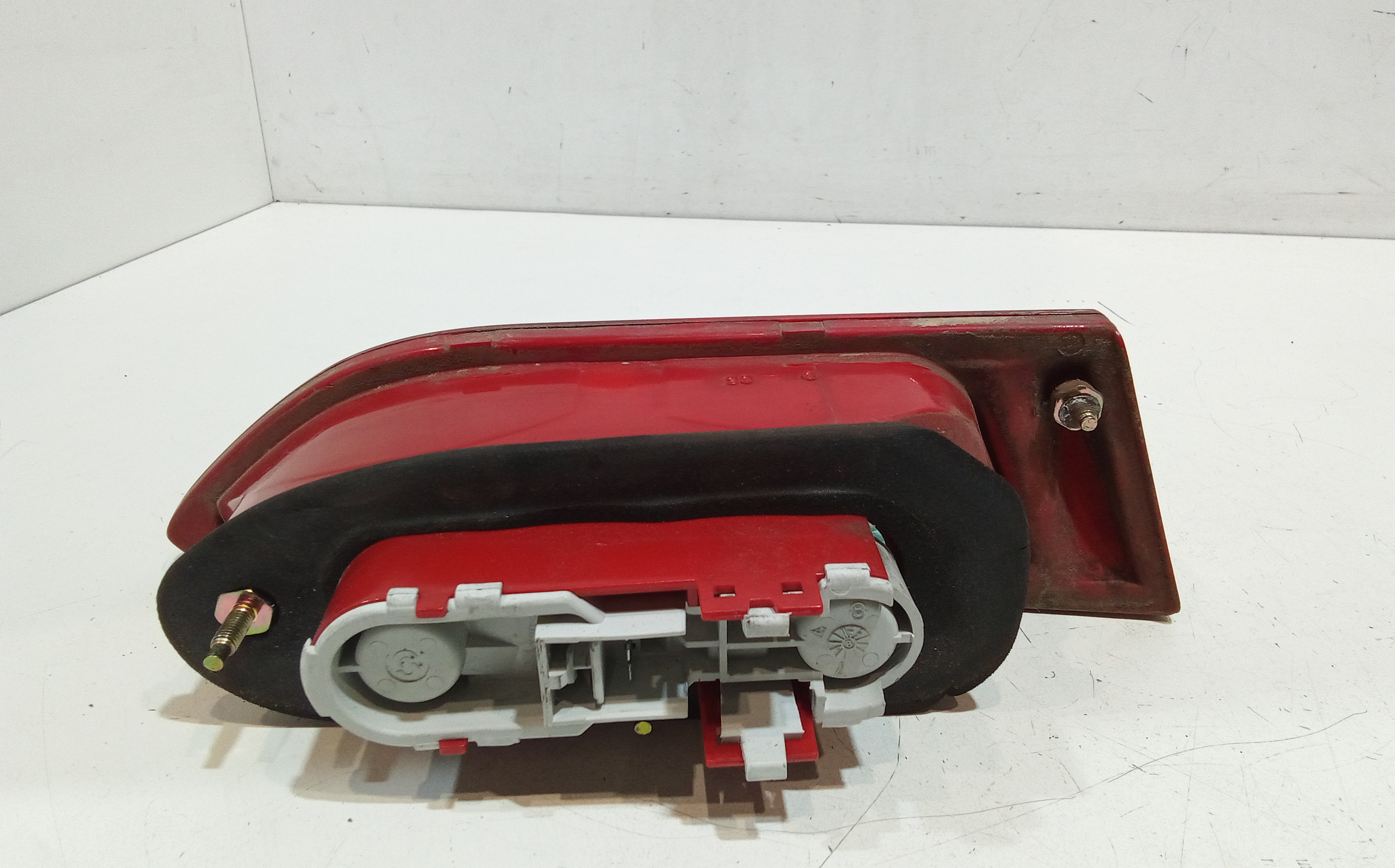 Stop Posteriore Destro Integrato nel Portello per Alfa Romeo 156 Berlina Serie (932_) (97>03) (1997 - 2003)