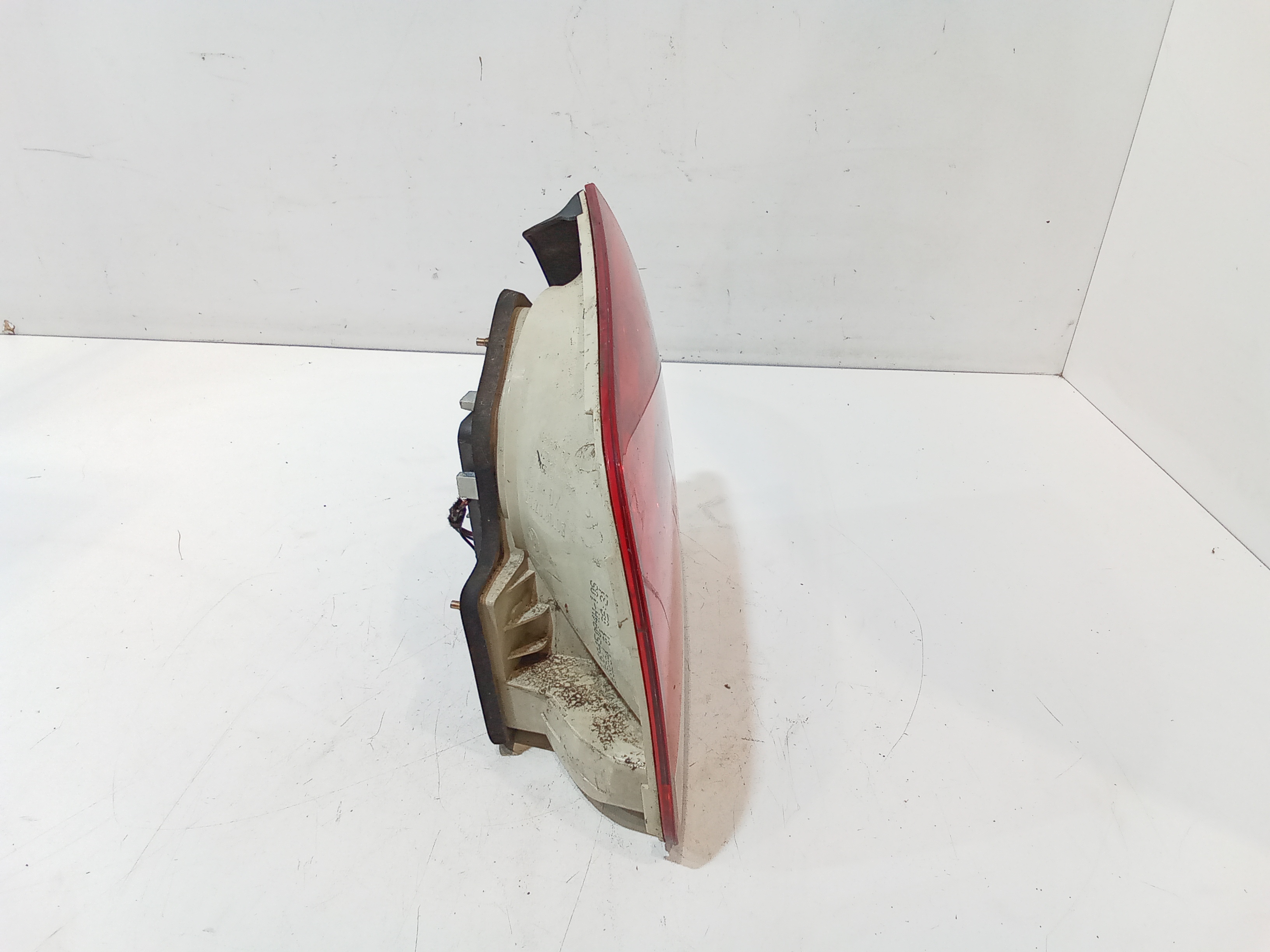 Stop Posteriore Destro Integrato nel Portello per Volkswagen Touareg 1 Serie (2002 - 2006)