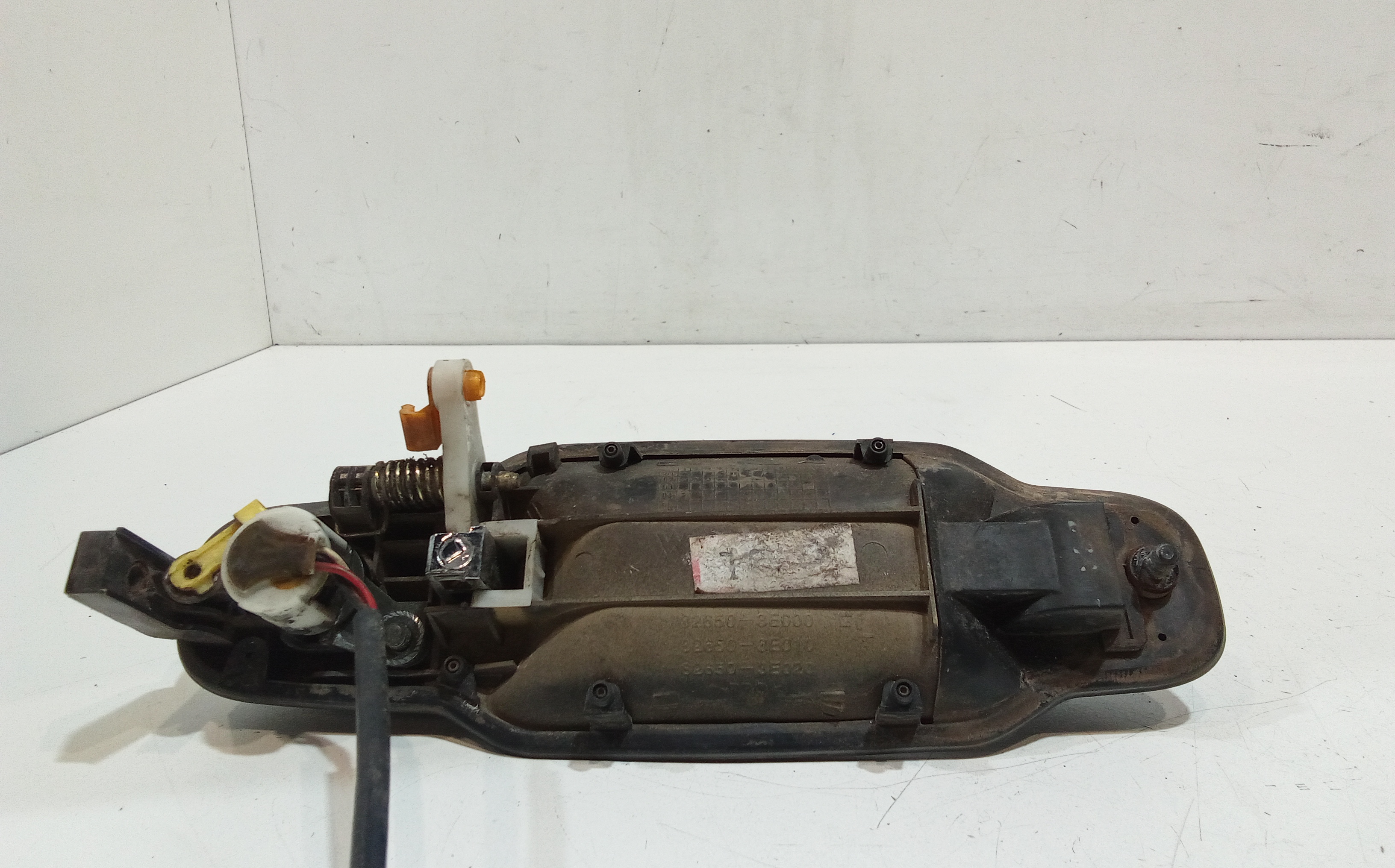 Maniglia esterna Anteriore Sinistra per Kia Sportage Serie (98>04) (1998 - 2004)