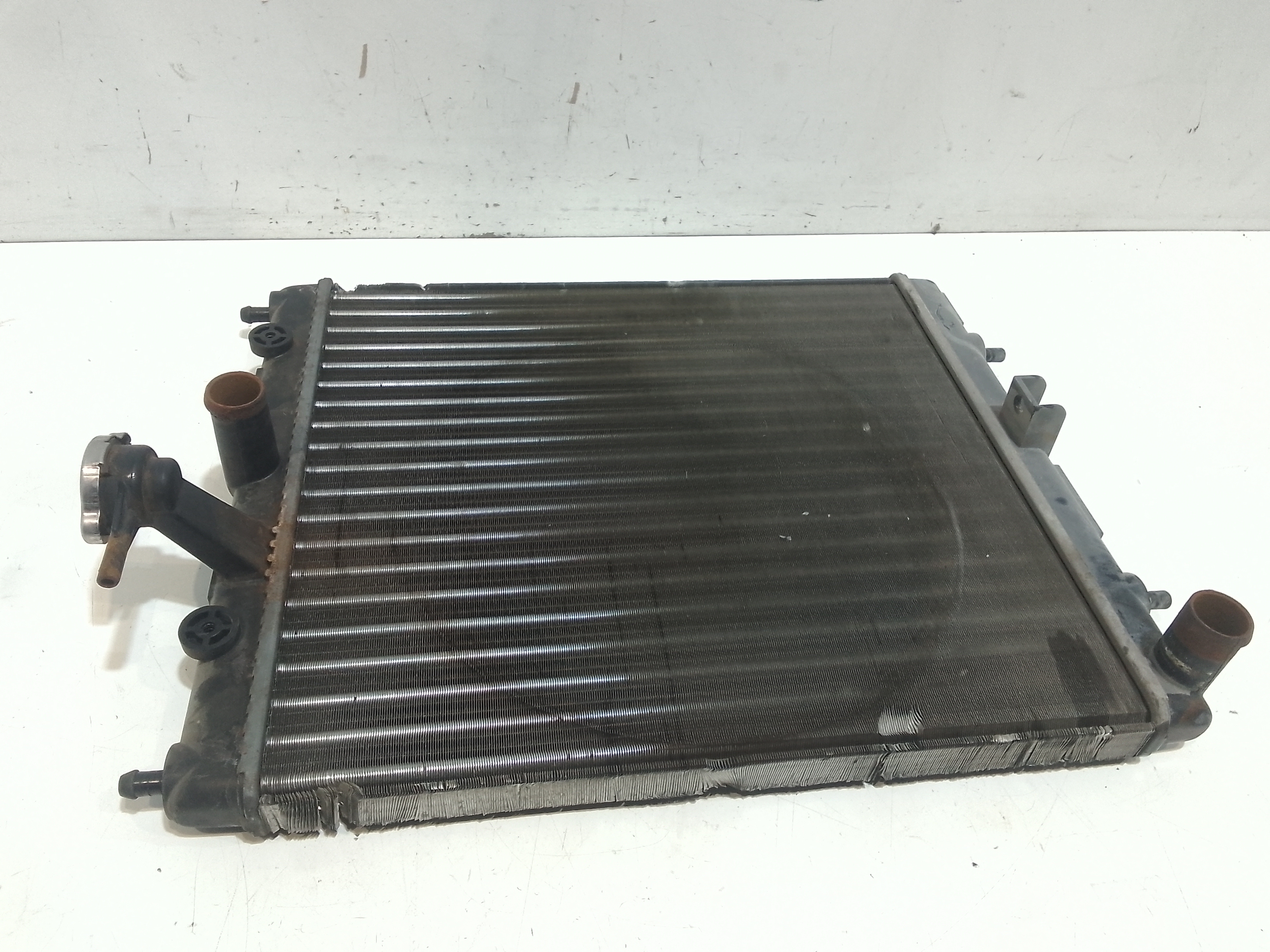 Radiatore acqua per Nissan Micra 2 Serie (1998 - 2000)