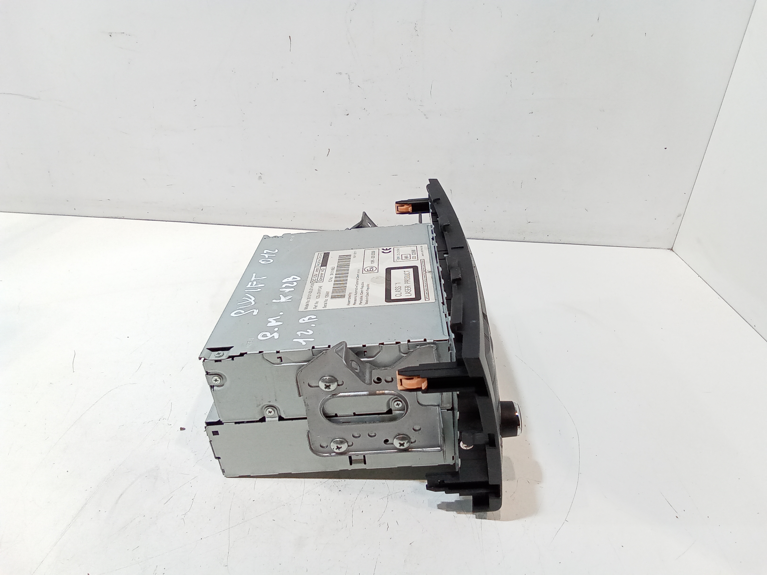 Autoradio per Suzuki Swift 5 Serie (10>12) (2010 - 2012)