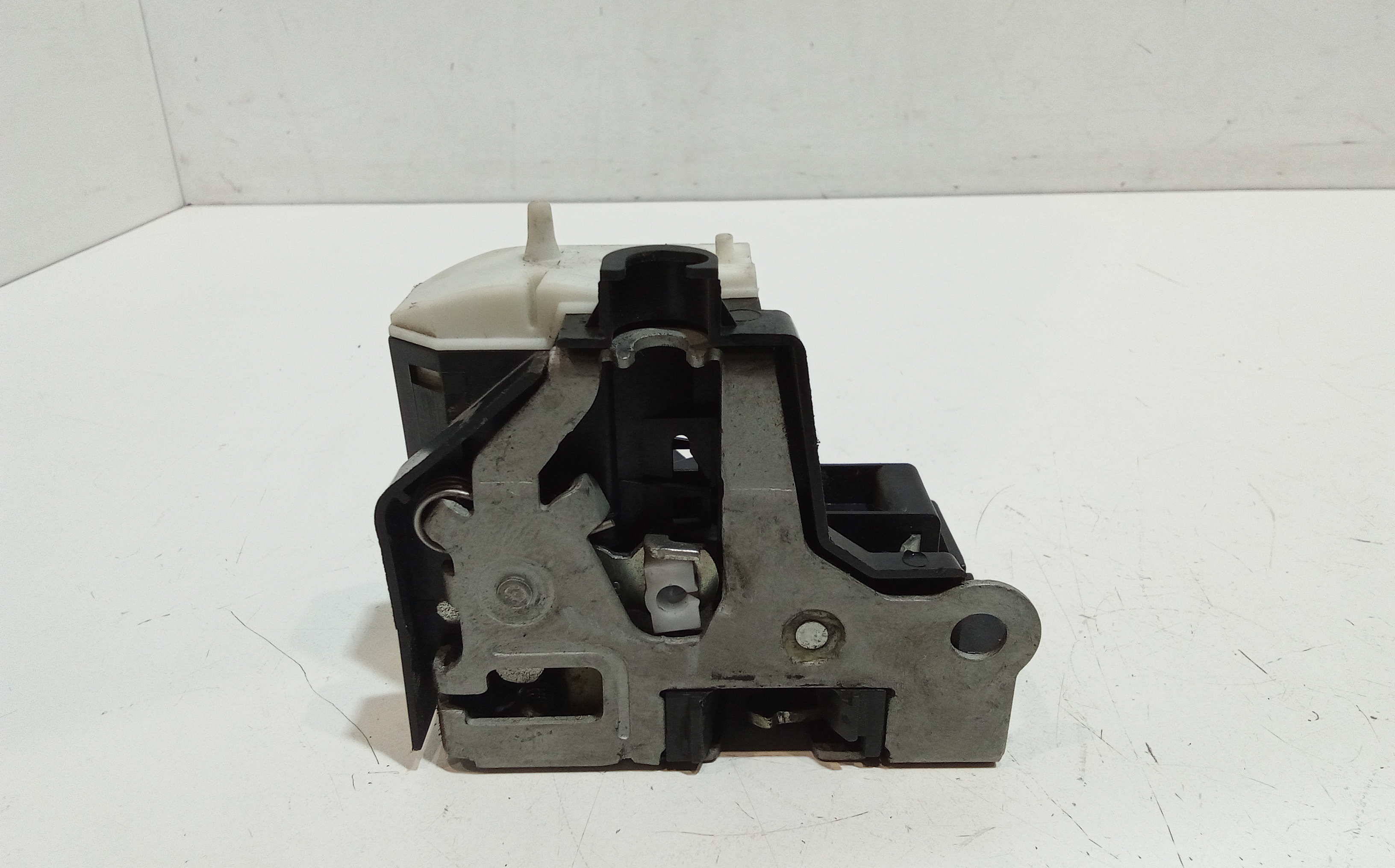 Serratura Anteriore Sinistra per Renault Clio Serie (94>98) (1994 - 1998)