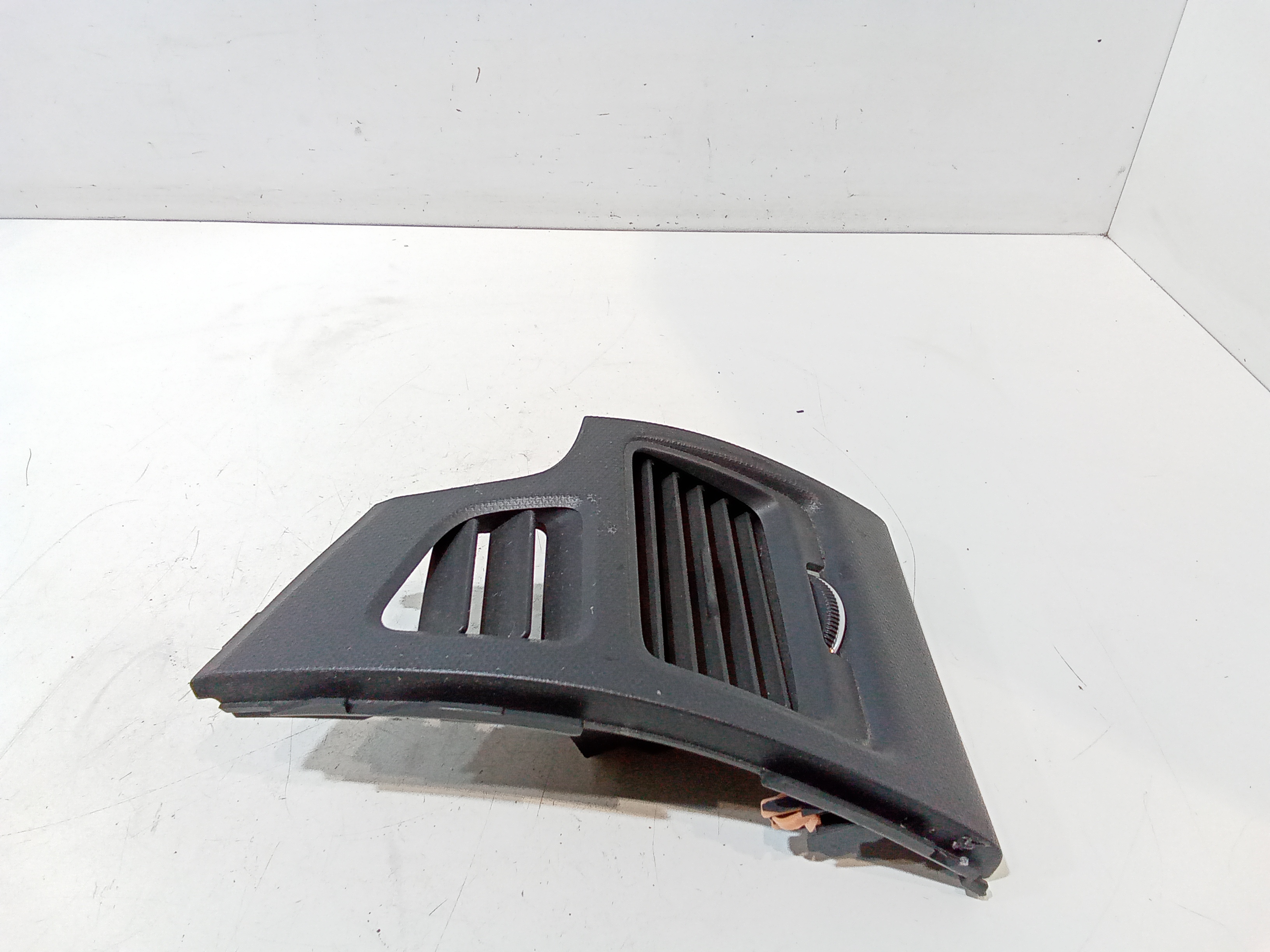 Bocchetta aria cruscotto lato passeggero per Suzuki Swift 5 Serie (10>12) (2010 - 2012)