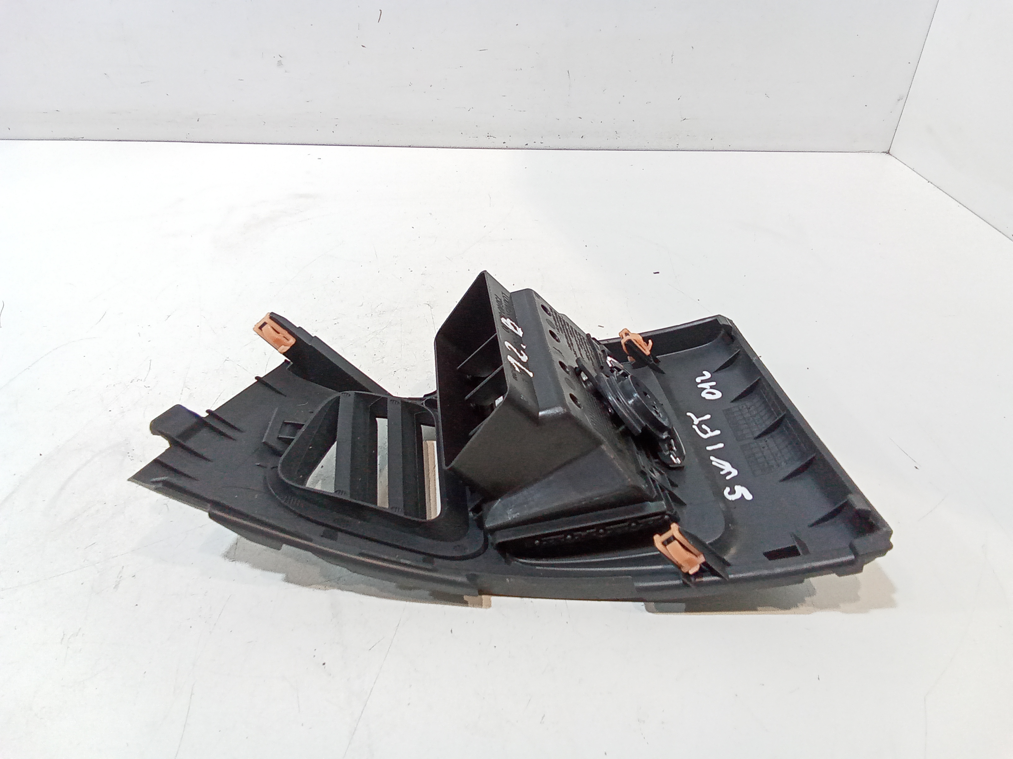 Bocchetta aria cruscotto lato guida per Suzuki Swift 5 Serie (10>12) (2010 - 2012)