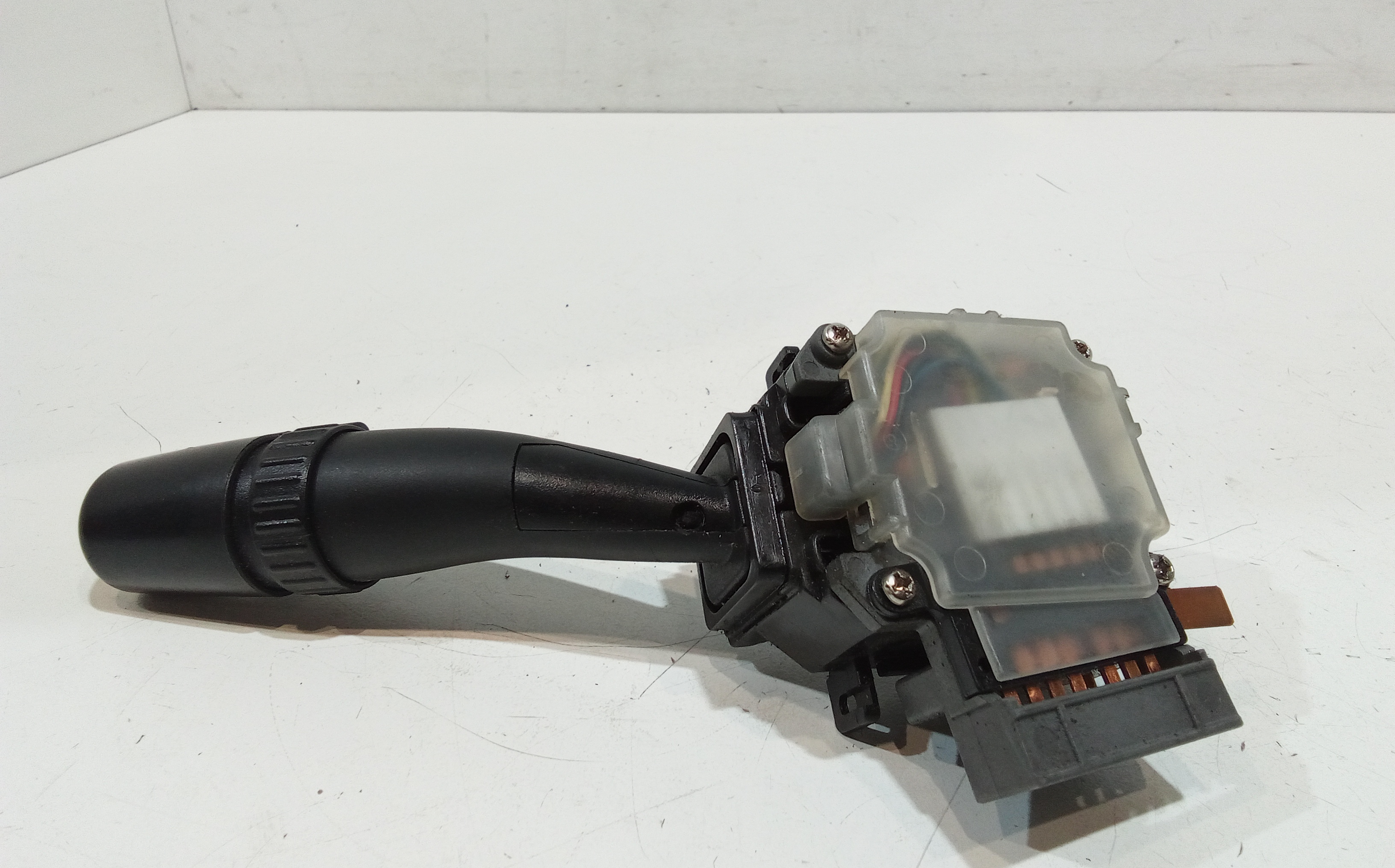 Devioluci destro per Kia Sportage Serie (04>10) (2004 - 2010)