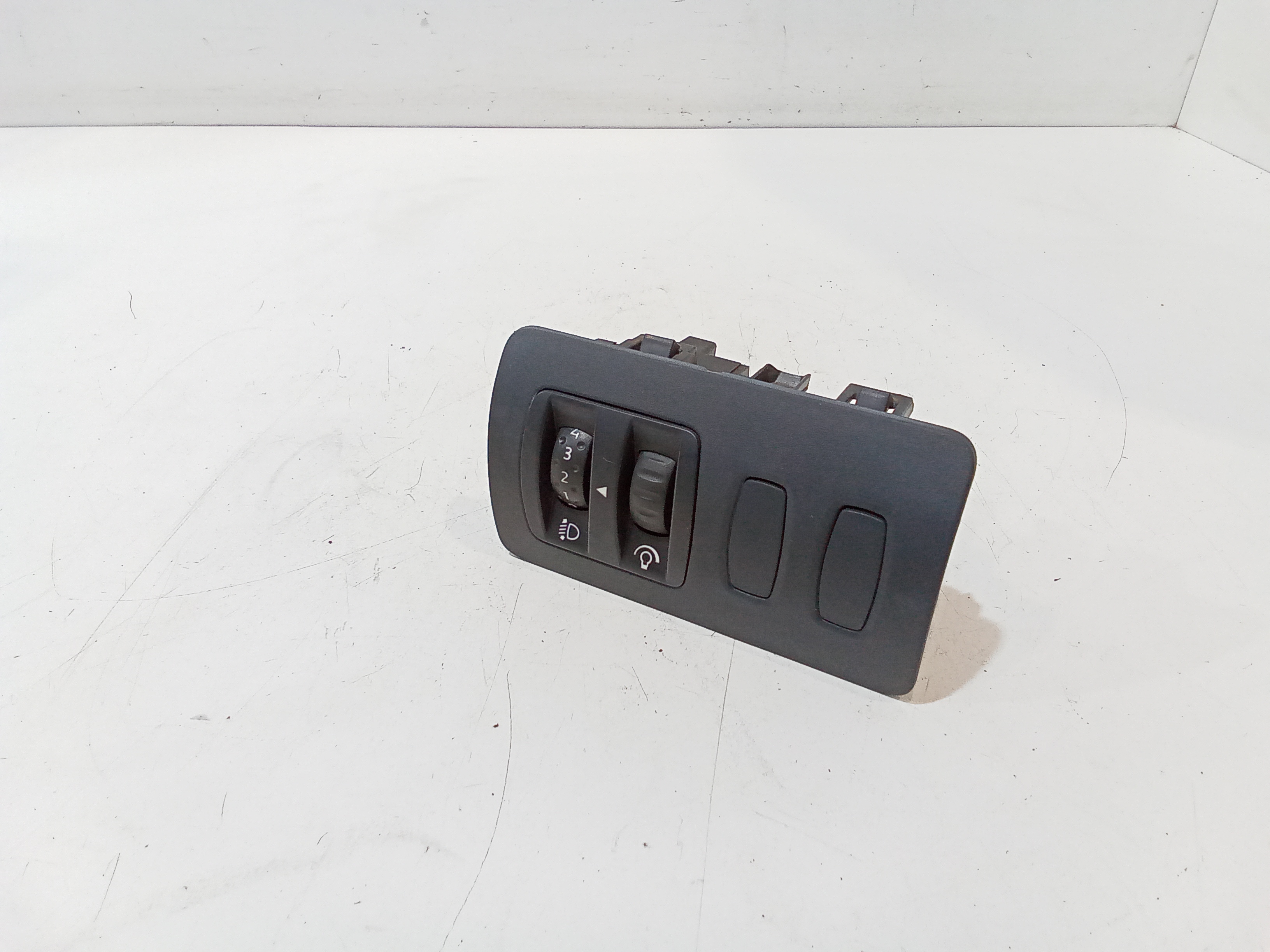 Regolatore Fari per Renault Clio Serie (04>08) (2004 - 2008)