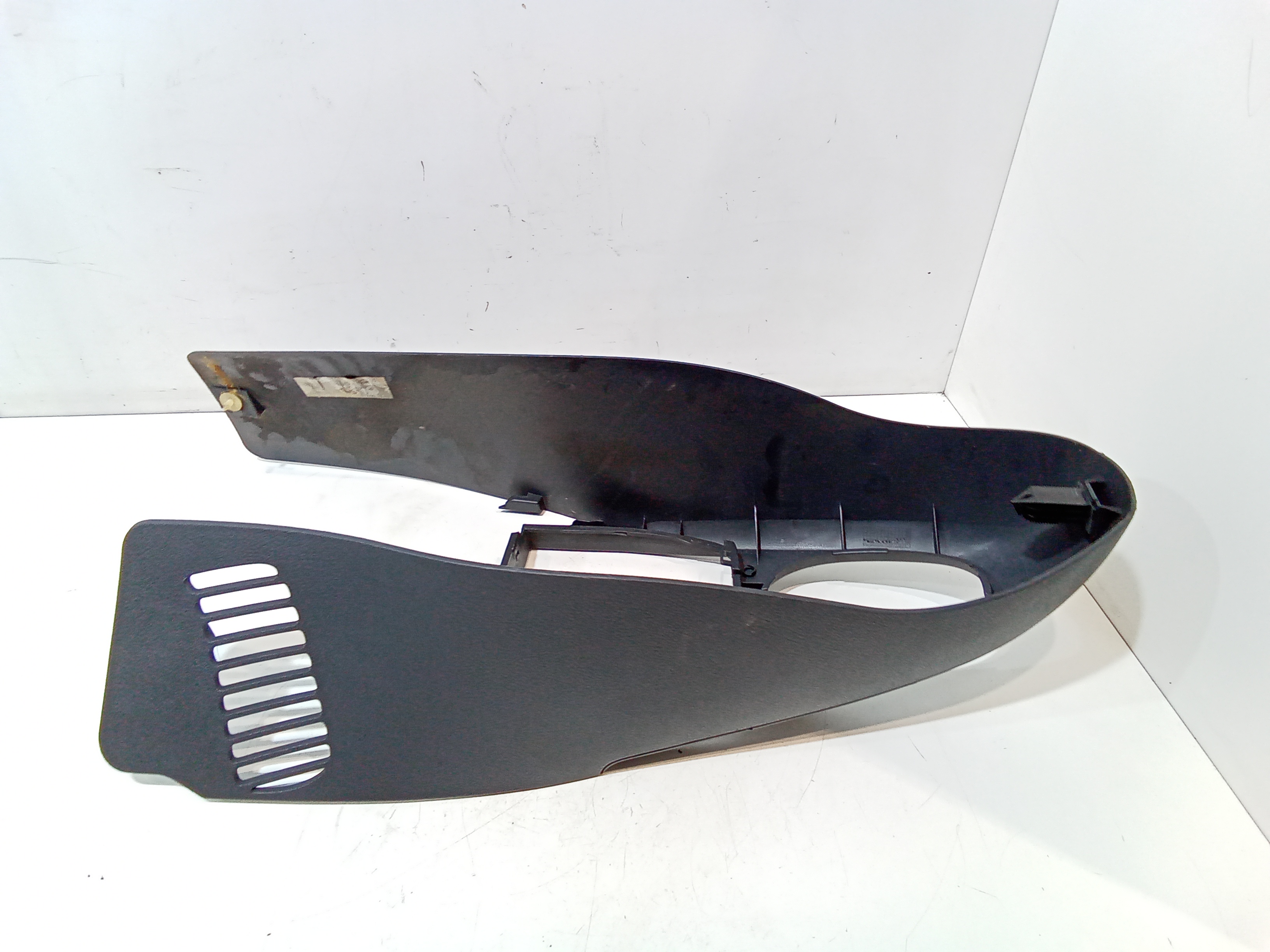 Tunnel centrale per Renault Clio Serie (04>08) (2004 - 2008)