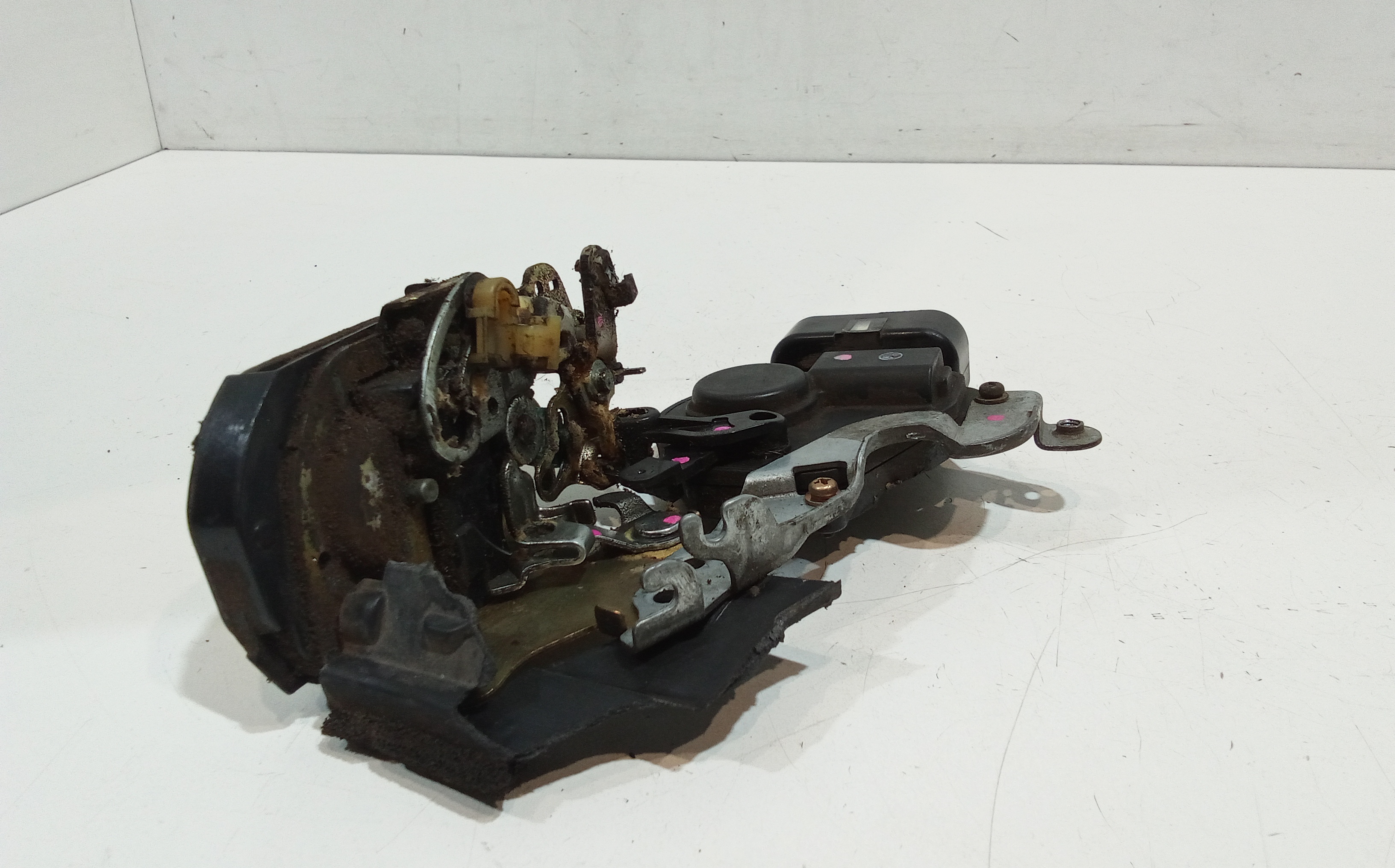 Serratura Anteriore Sinistra per Toyota Rav4 3 Serie (2003 - 2005)