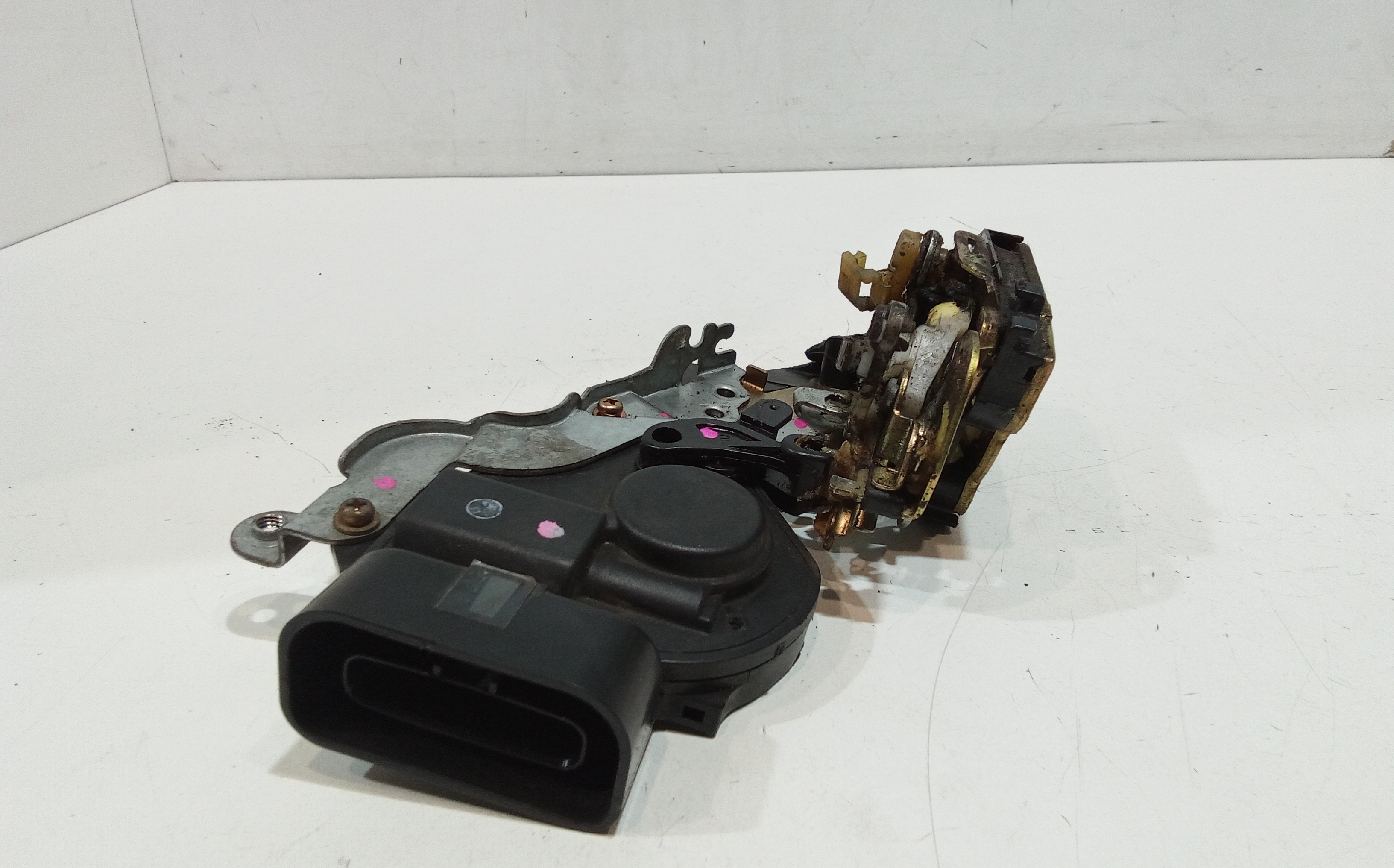 Serratura Anteriore Sinistra per Toyota Rav4 3 Serie (2003 - 2005)