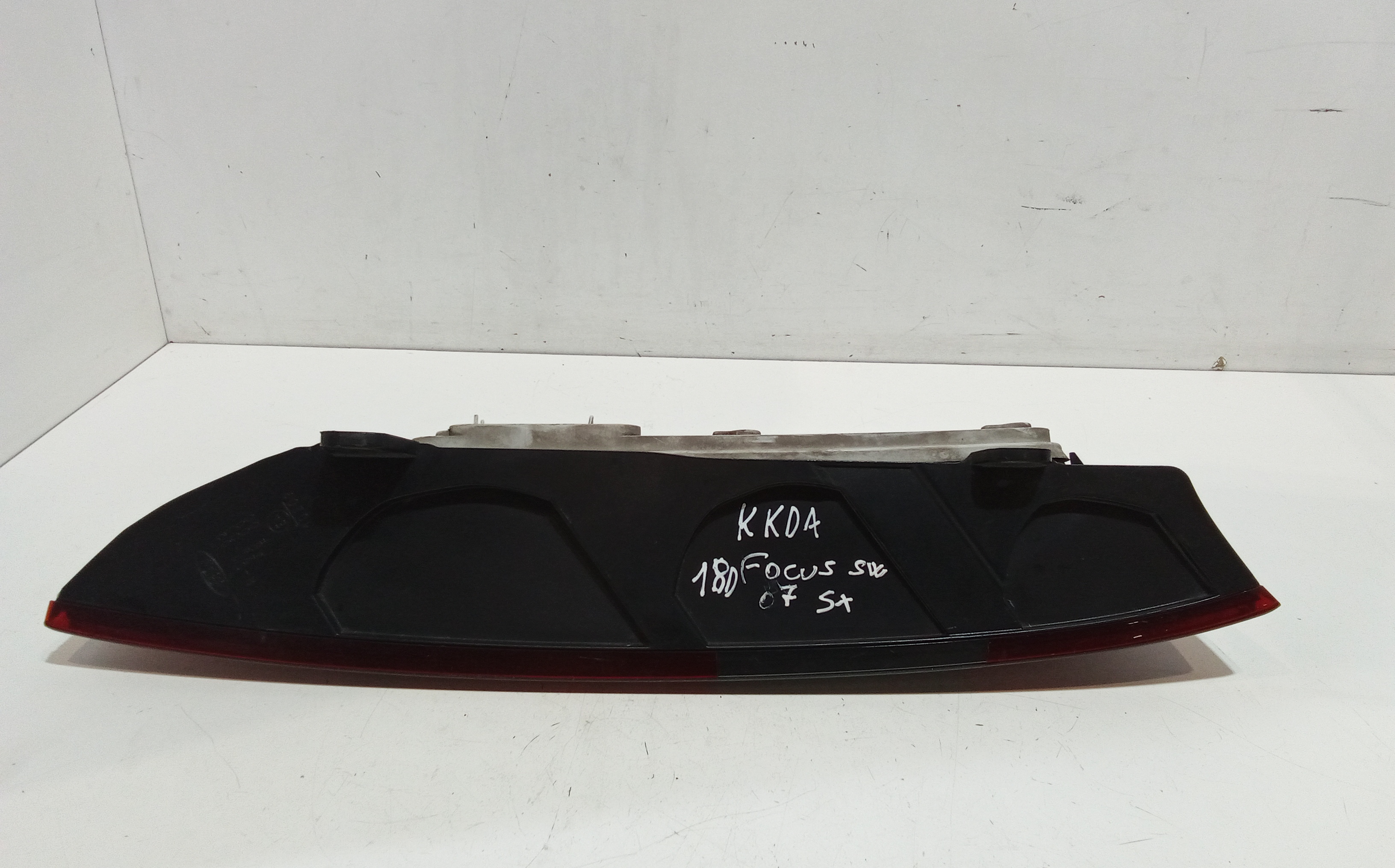 Stop fanale Posteriore sinistro lato Guida per Ford Focus S. Wagon 3 Serie (2004 - 2008)