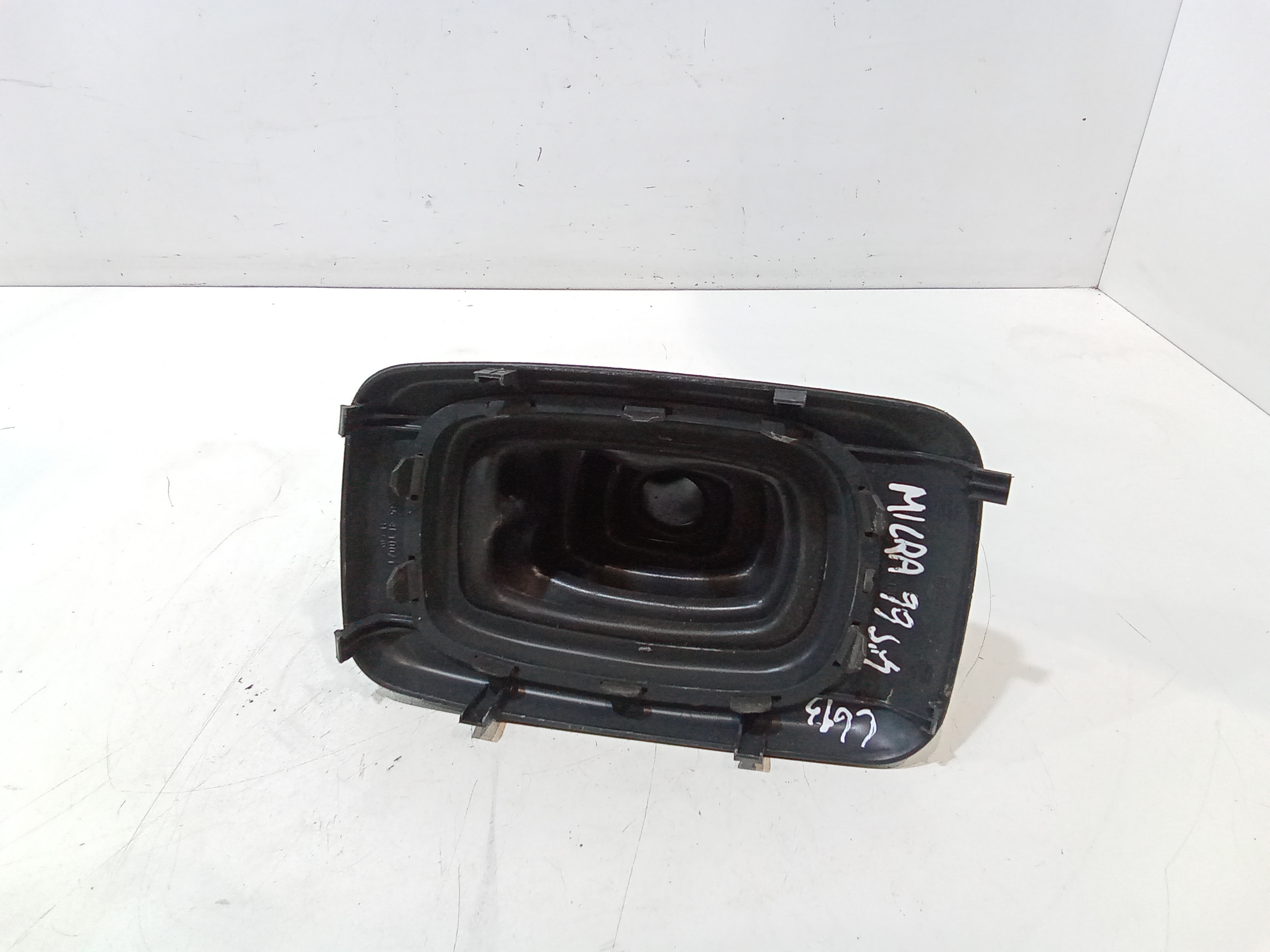 Cuffia Leva Cambio per Nissan Micra 3 Serie (2000 - 2003)