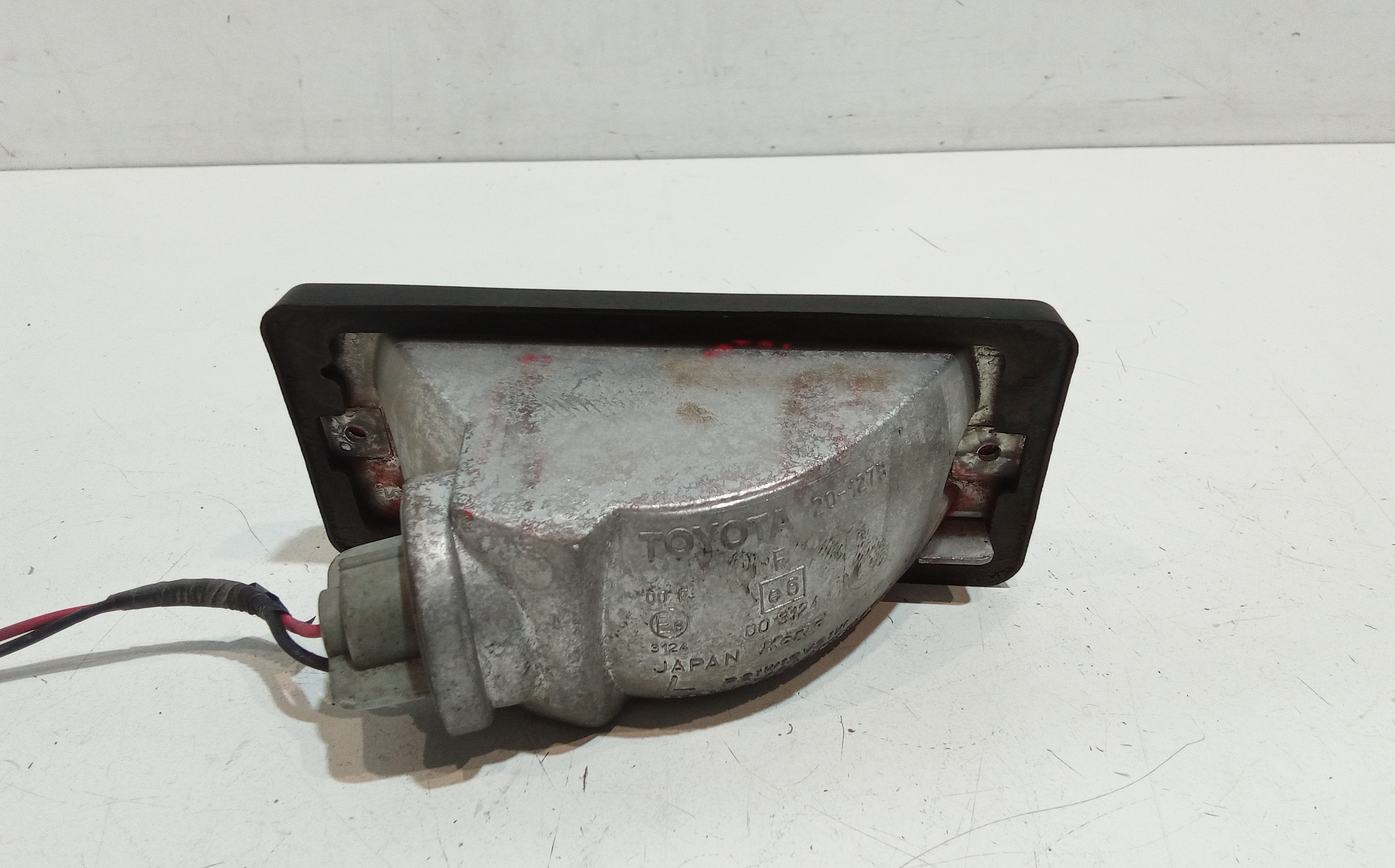 luce retromarcia (retronebbia) per Toyota Rav4 3 Serie (2003 - 2005)