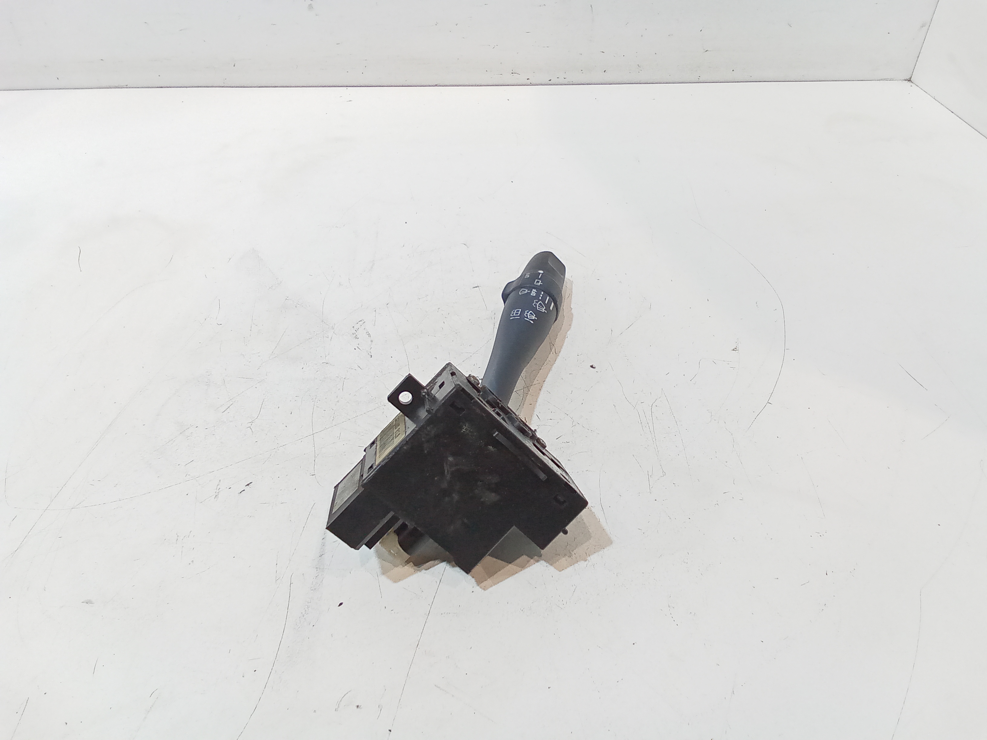 Devioluci destro per Nissan Micra 3 Serie (2000 - 2003)