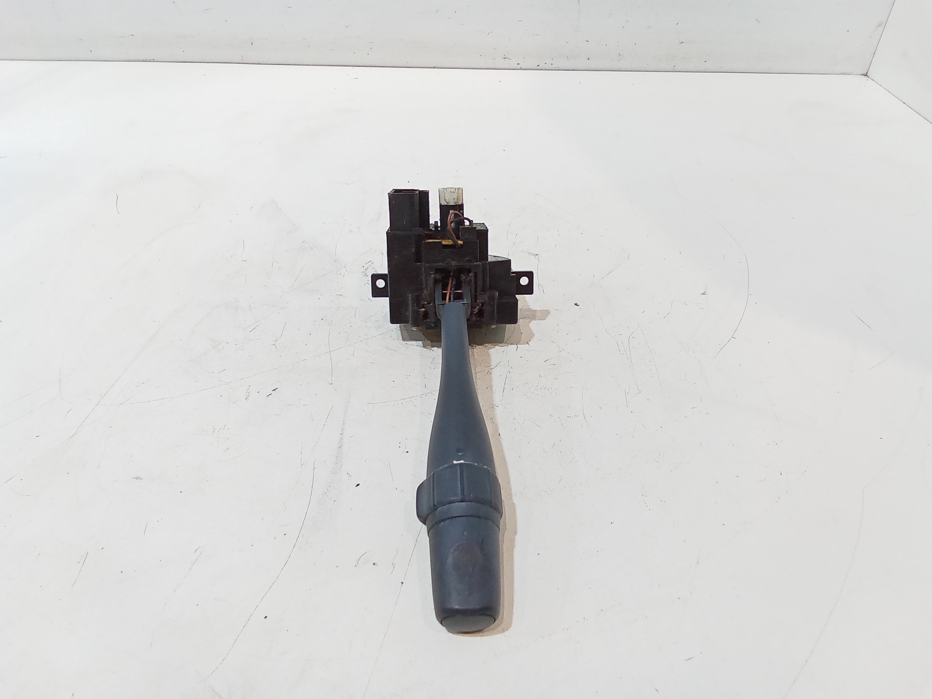 Devioluci destro per Nissan Micra 3 Serie (2000 - 2003)