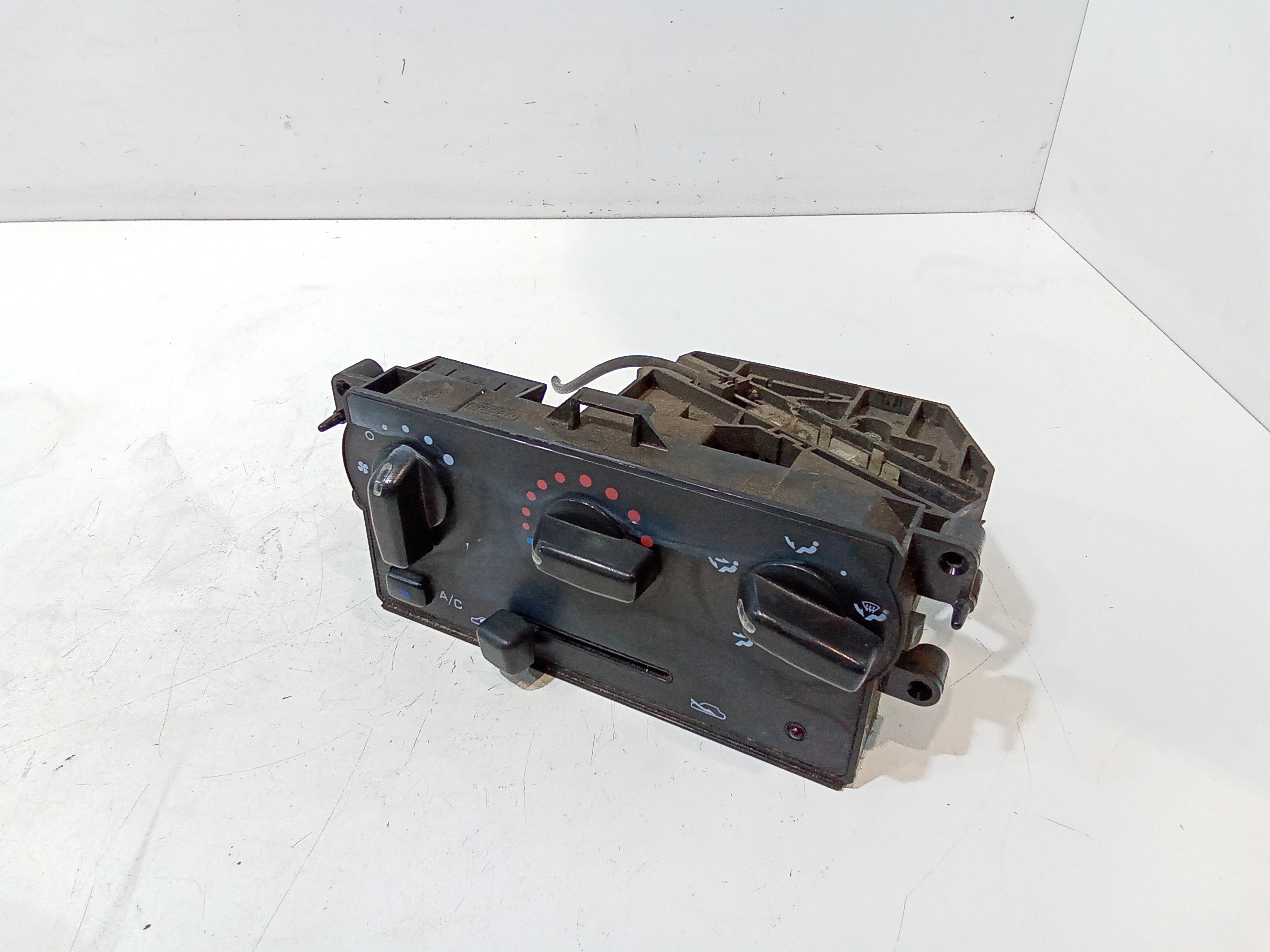 Comandi Clima per Nissan Micra 3 Serie (2000 - 2003)