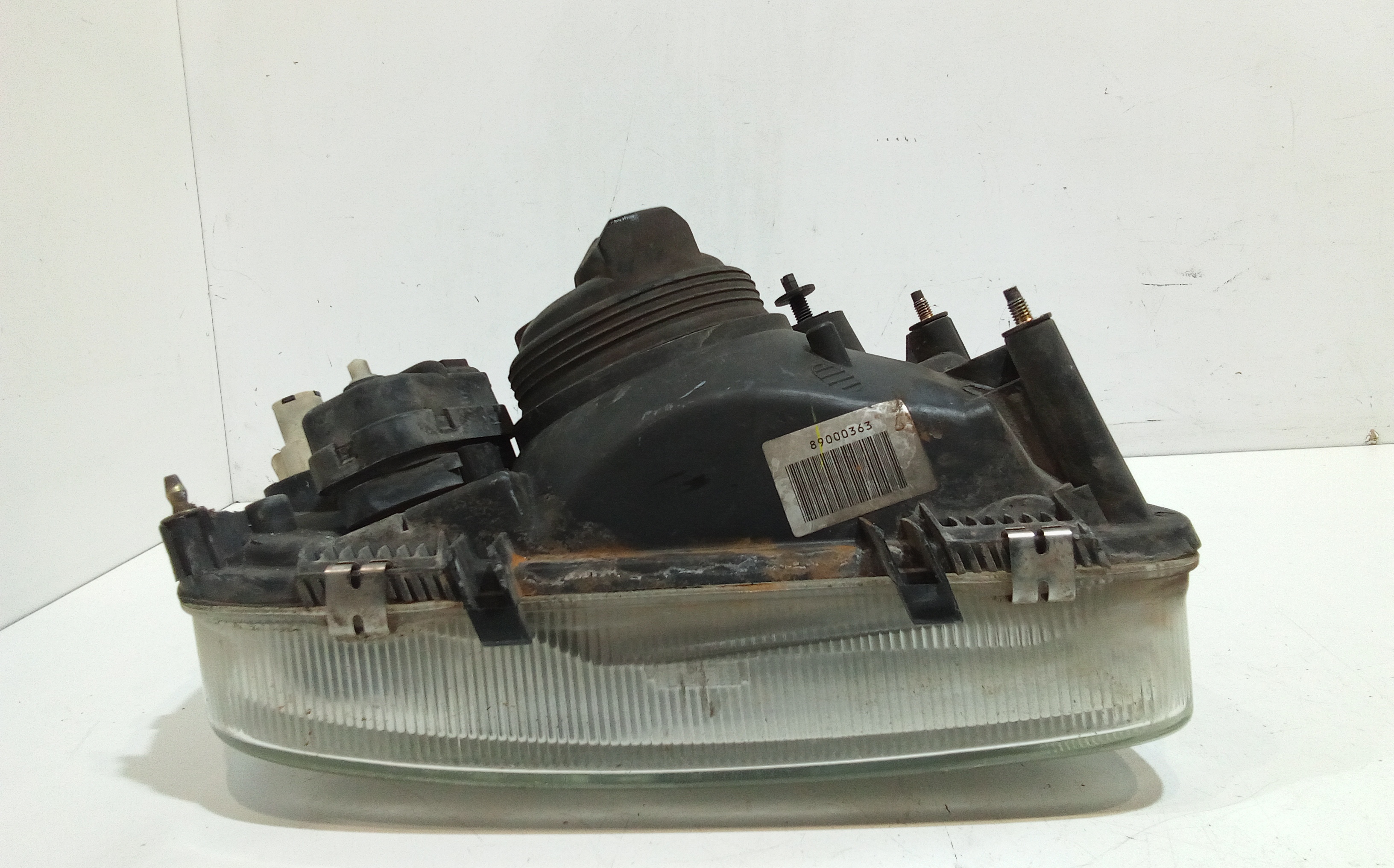 Faro anteriore Sinistro Guida per Nissan Micra 2 Serie (1998 - 2000)