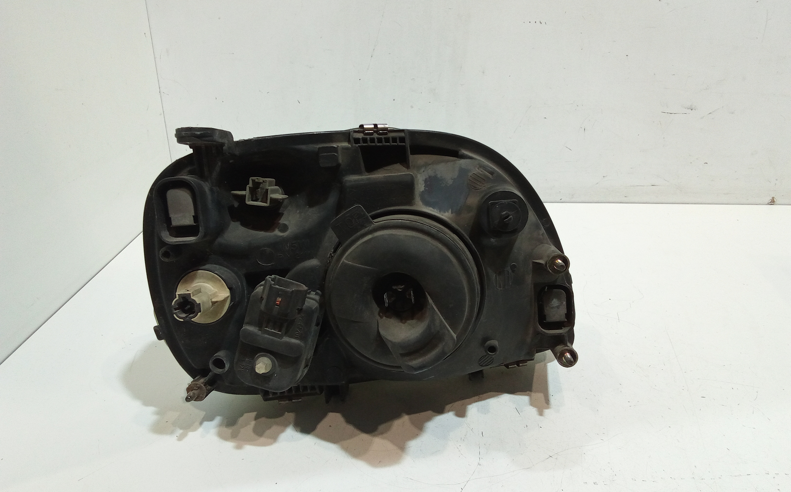 Faro anteriore Sinistro Guida per Nissan Micra 2 Serie (1998 - 2000)