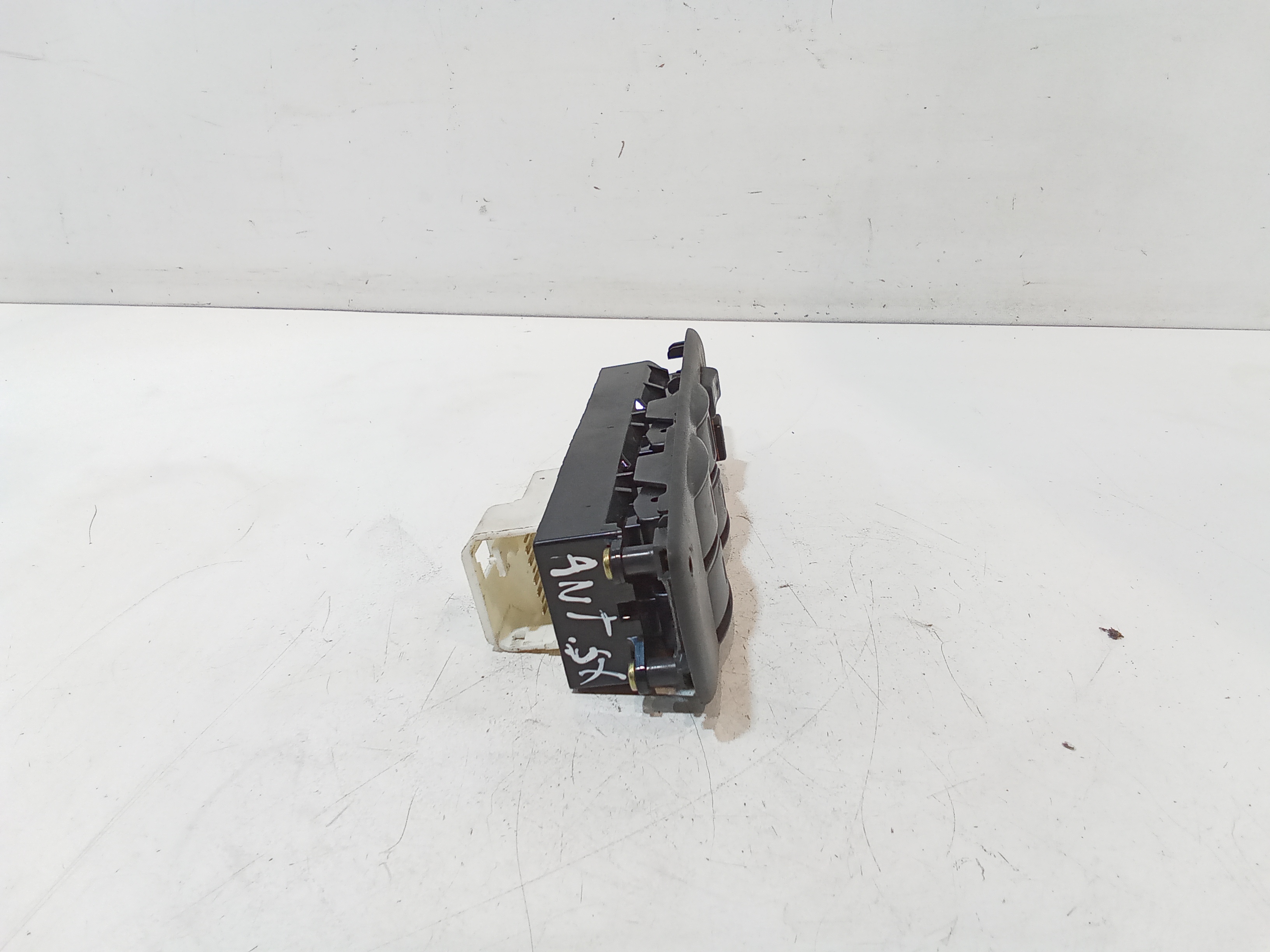 Pulsantiera anteriore sinistra Guida per Toyota Rav4 3 Serie (2003 - 2005)