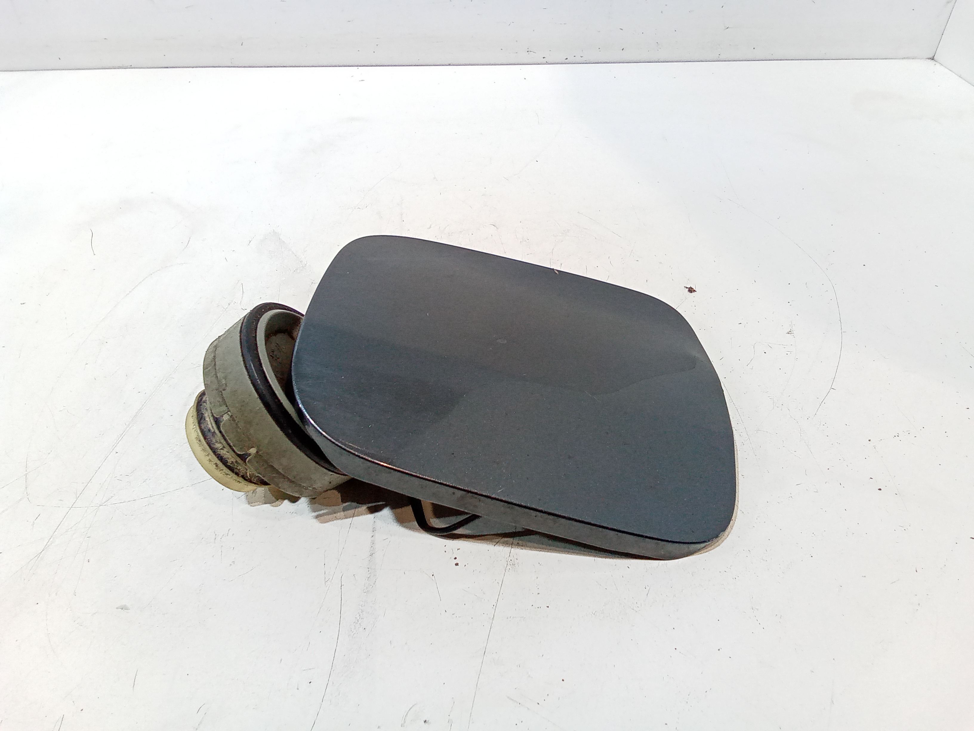 Sportellino Carburante per Toyota Rav4 3 Serie (2003 - 2005)