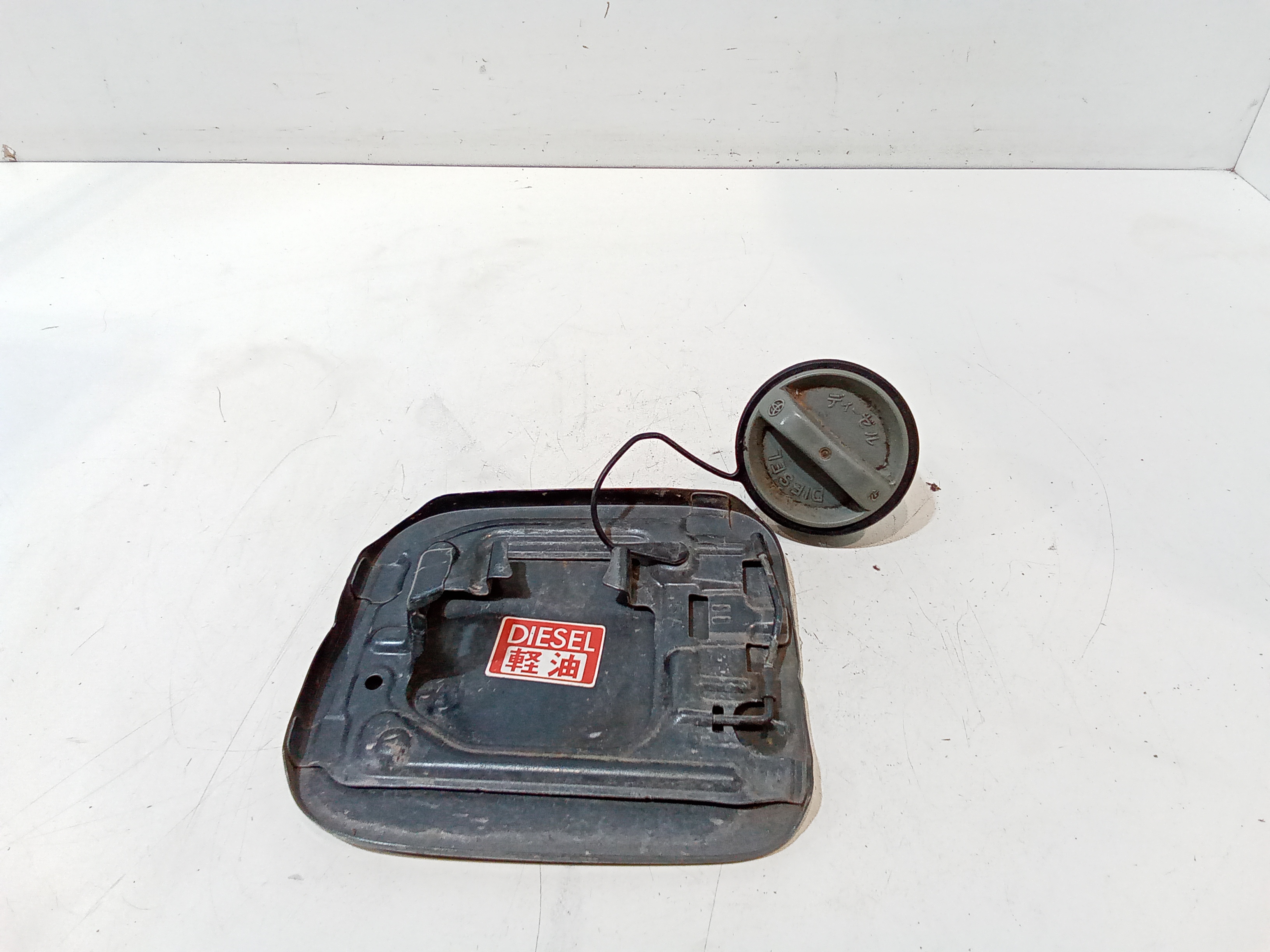 Sportellino Carburante per Toyota Rav4 3 Serie (2003 - 2005)