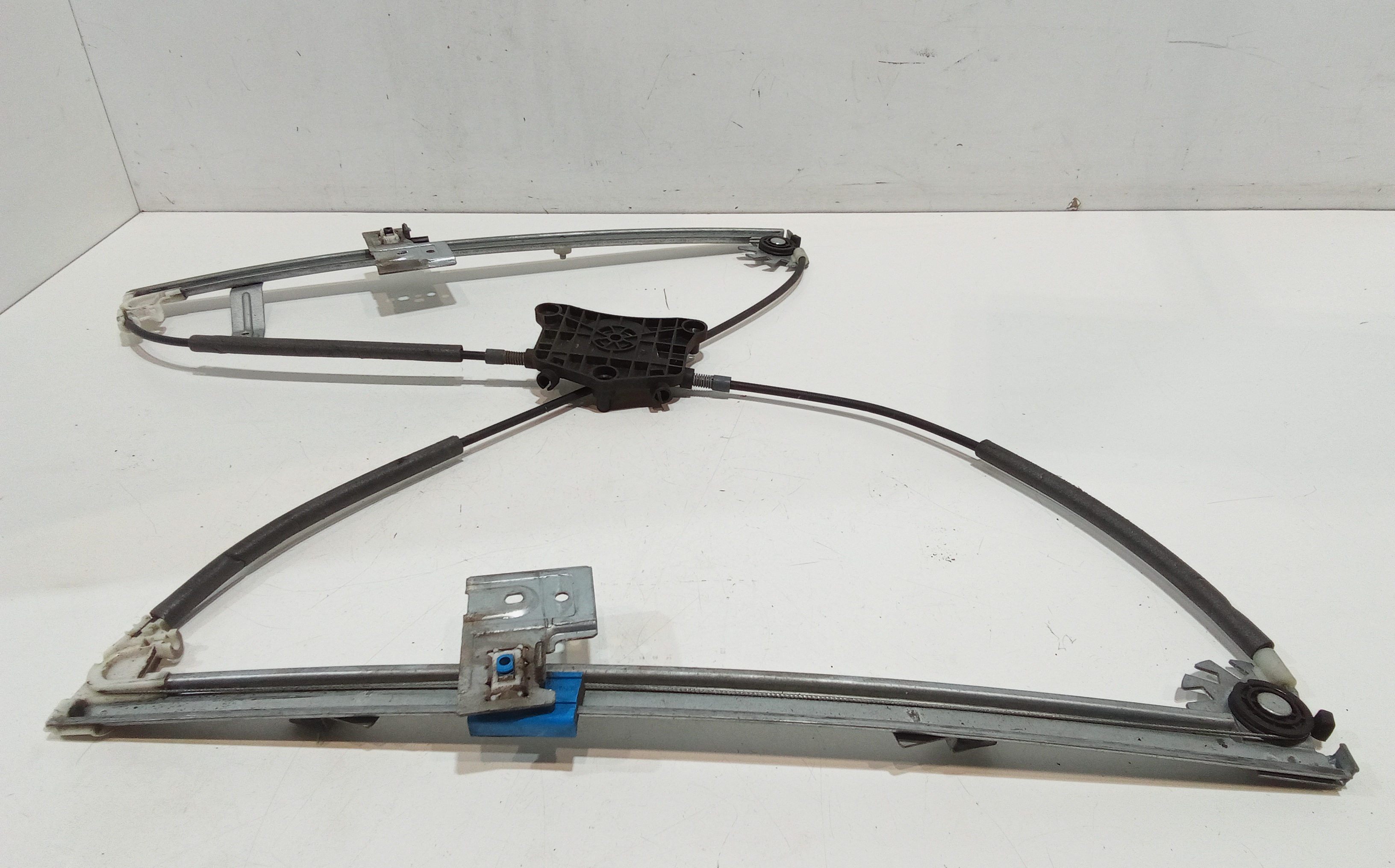 Cremagliera anteriore sinistra Guida per Volkswagen Touran 1 Serie (2003 - 2007)