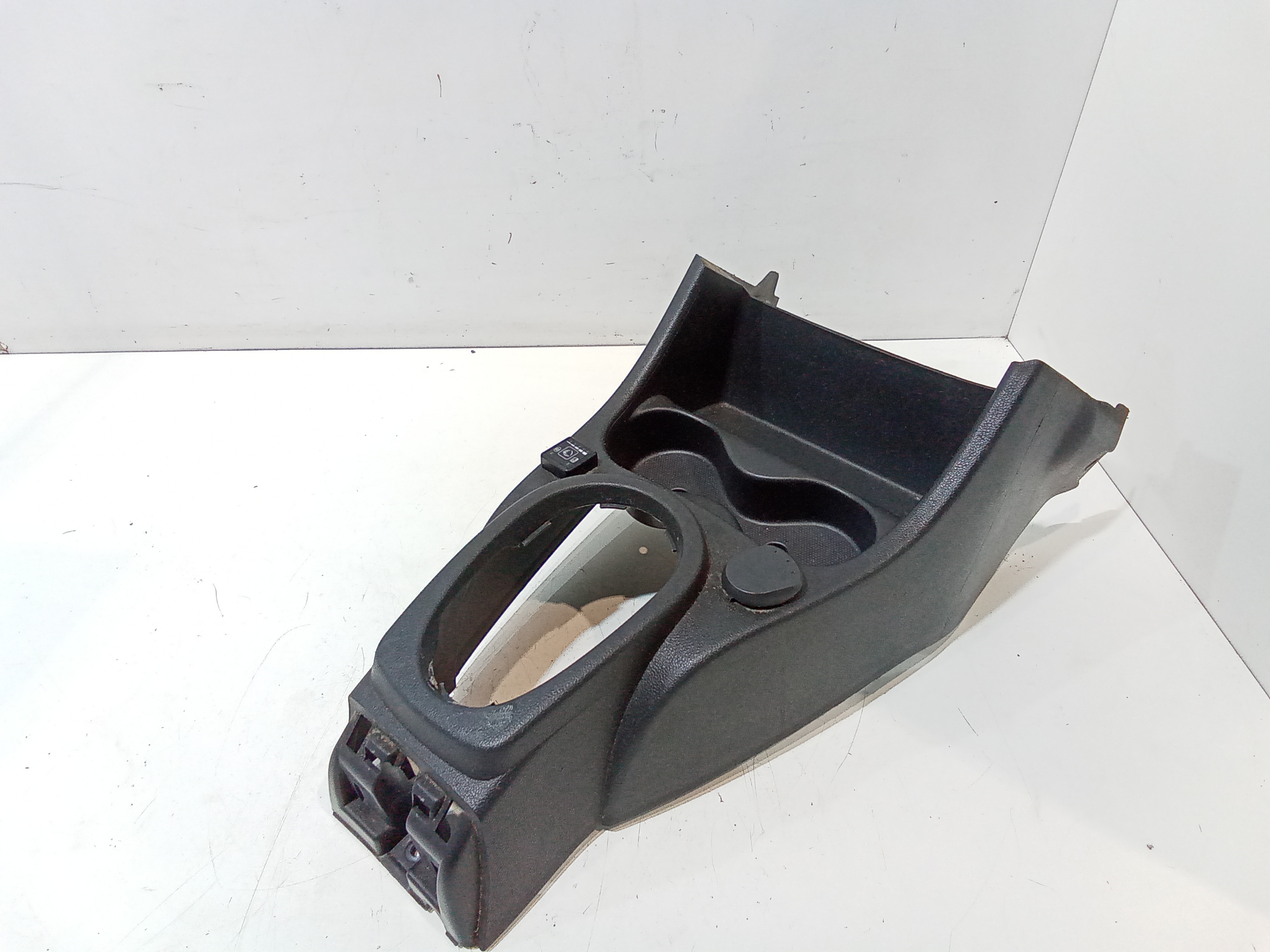 Tunnel centrale per Dacia Sandero 1 Serie (2008 - 2012)