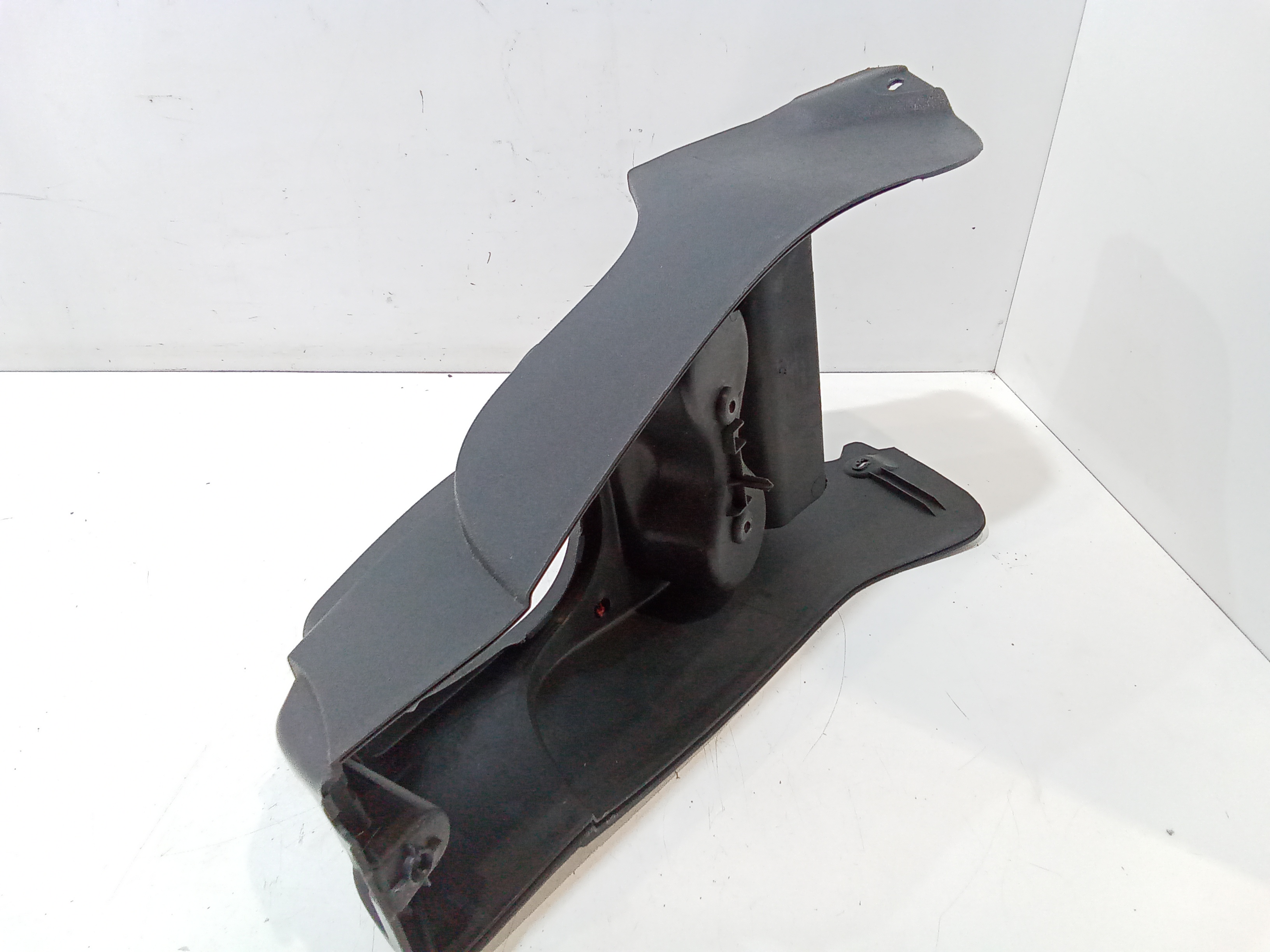 Tunnel centrale per Dacia Sandero 1 Serie (2008 - 2012)