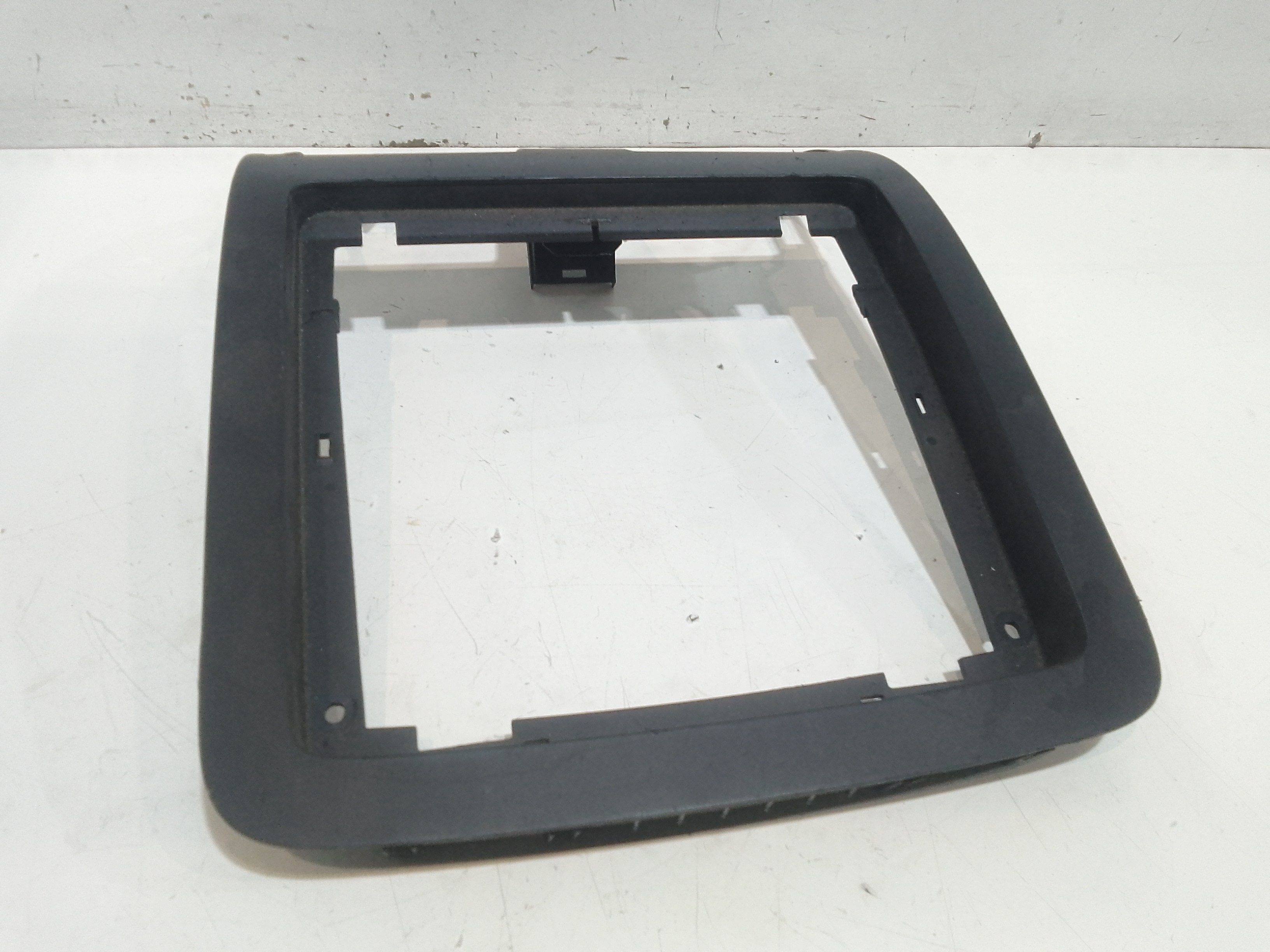 Modanatura Centrale Cruscotto per Volkswagen Touran 1 Serie (2003 - 2007)