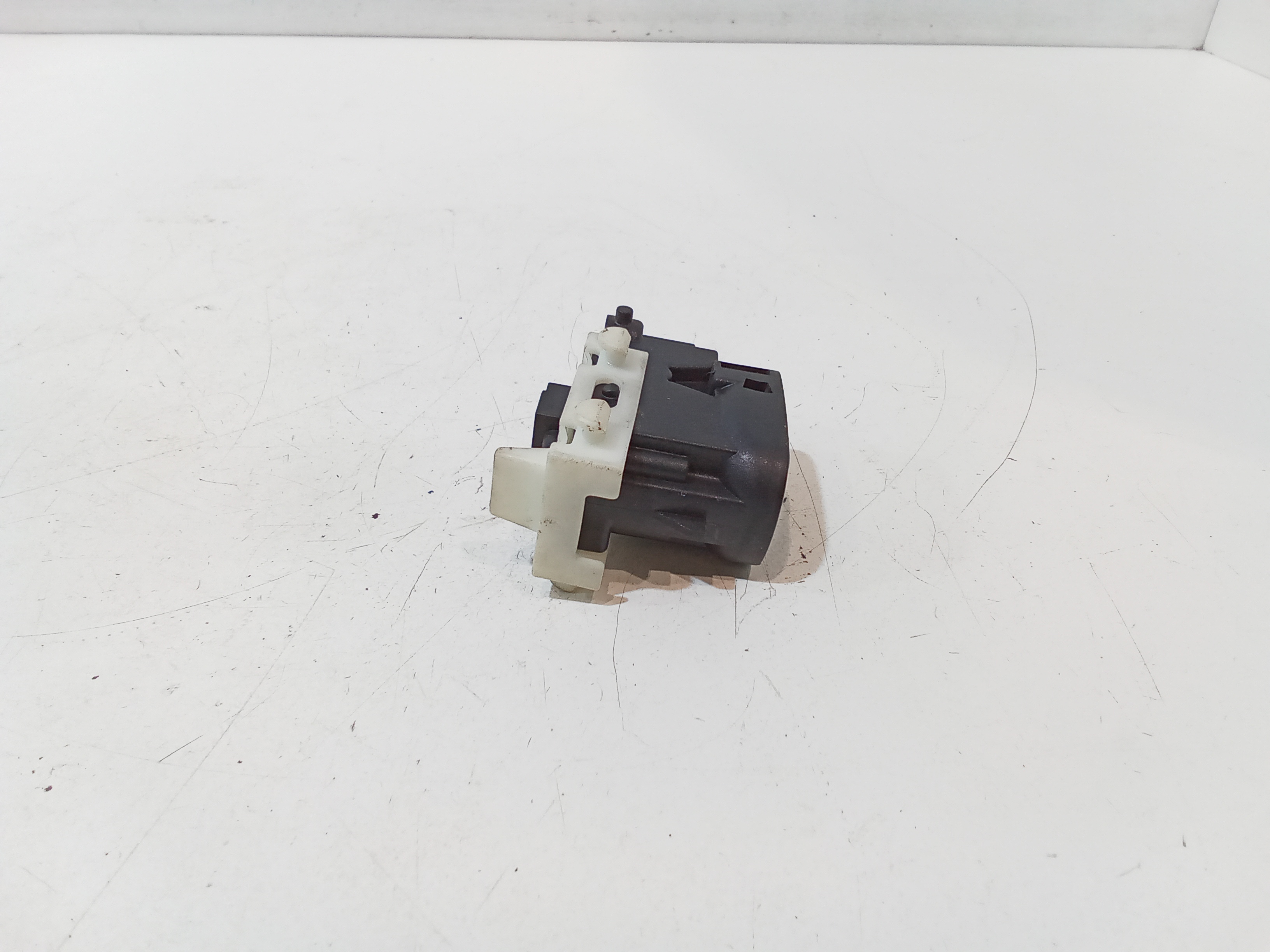 Pulsantiera Posteriore Destra per Mercedes Classe C Berlina W203 (00>04) (2000 - 2004)