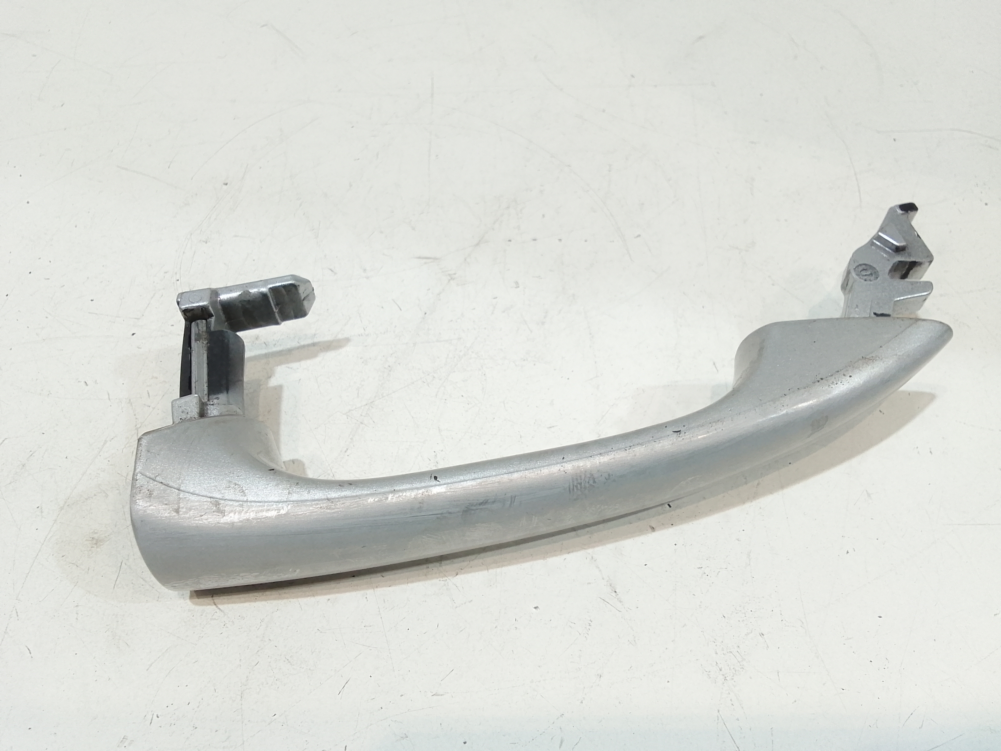 Maniglia esterna Anteriore Sinistra per Mercedes Classe C Berlina W203 (2000 - 2004)
