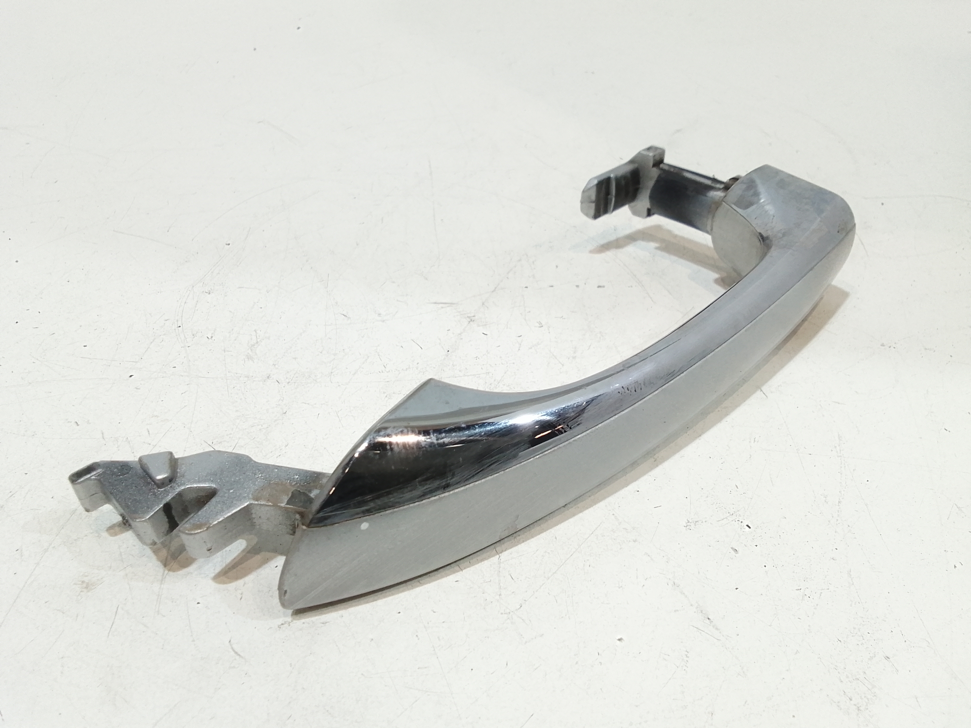Maniglia esterna Anteriore Sinistra per Mercedes Classe C Berlina W203 (2000 - 2004)