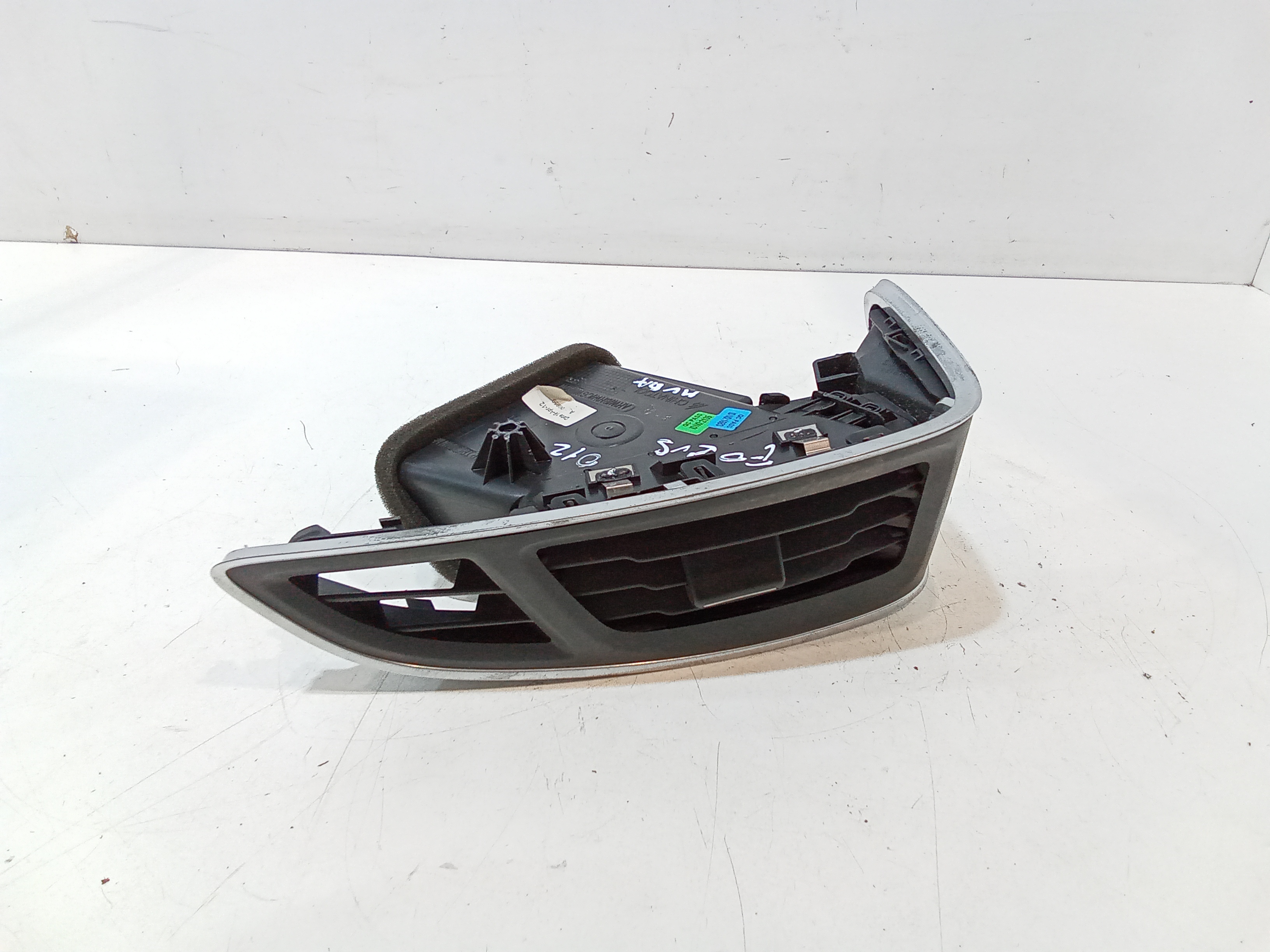 Bocchetta aria cruscotto lato passeggero per Ford Focus Berlina 5 Serie (2011 - 2014)