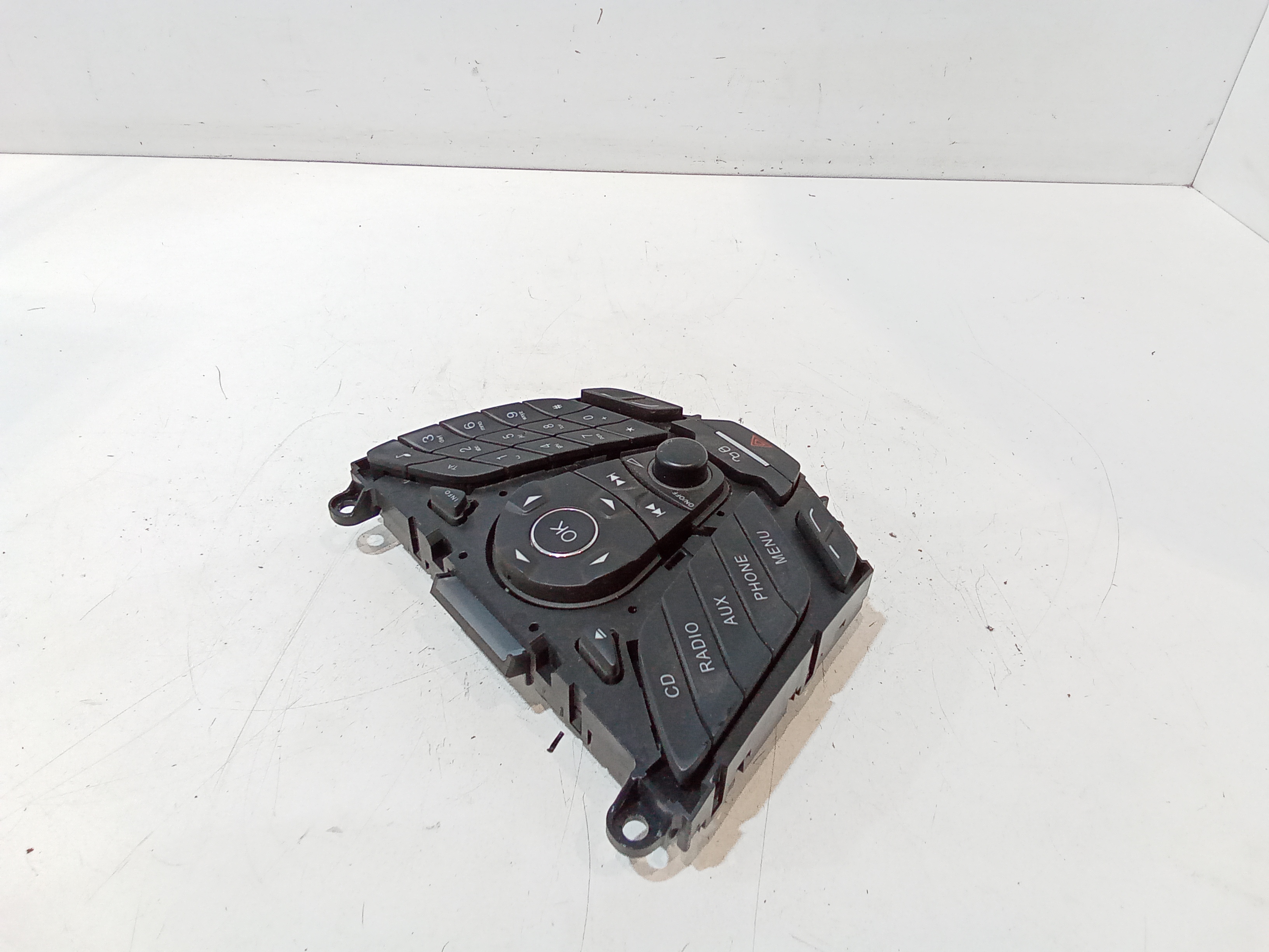 Pannello comandi autoradio per Ford Focus Berlina 5 Serie (2011 - 2014)