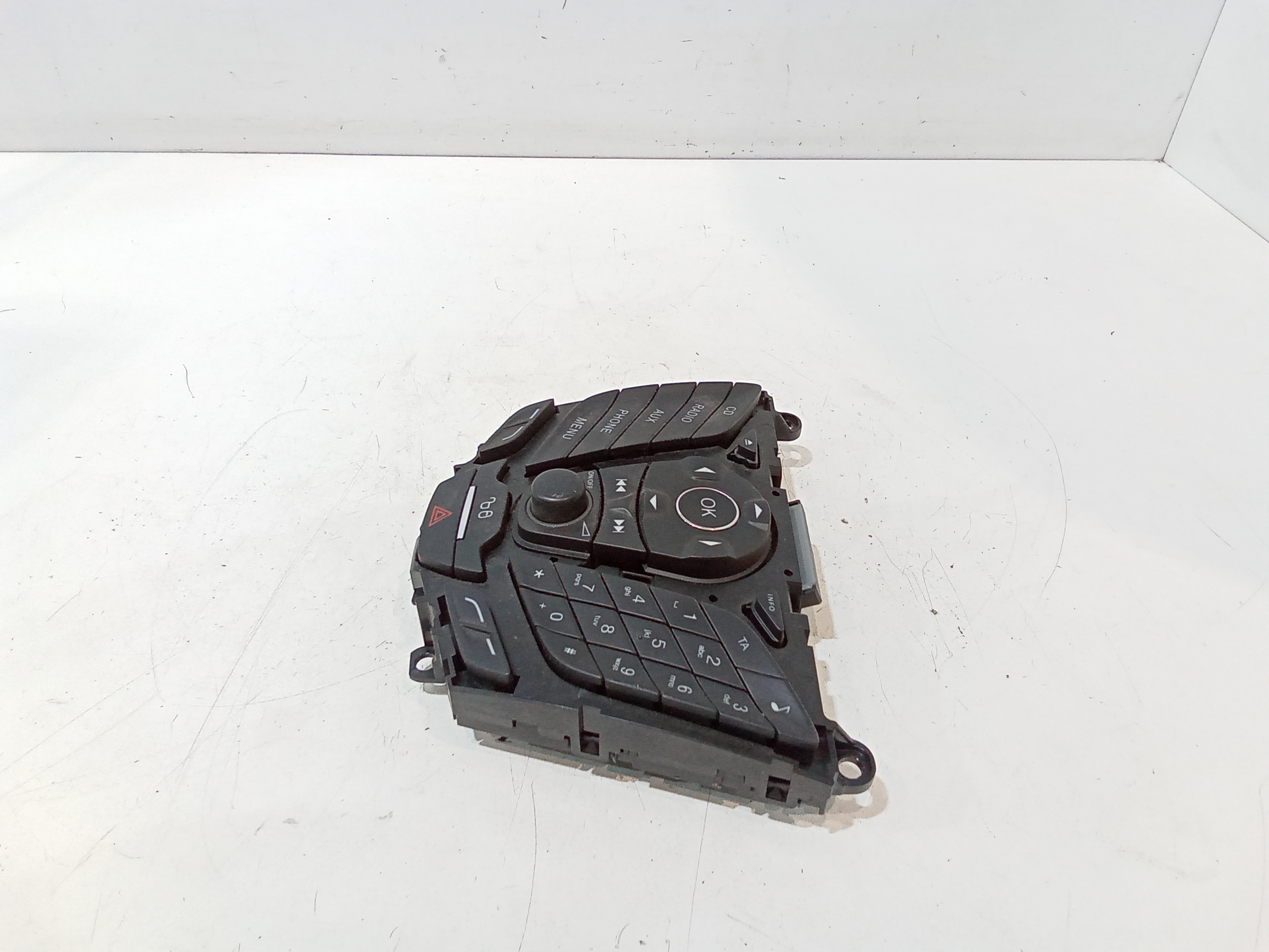 Pannello comandi autoradio per Ford Focus Berlina 5 Serie (2011 - 2014)