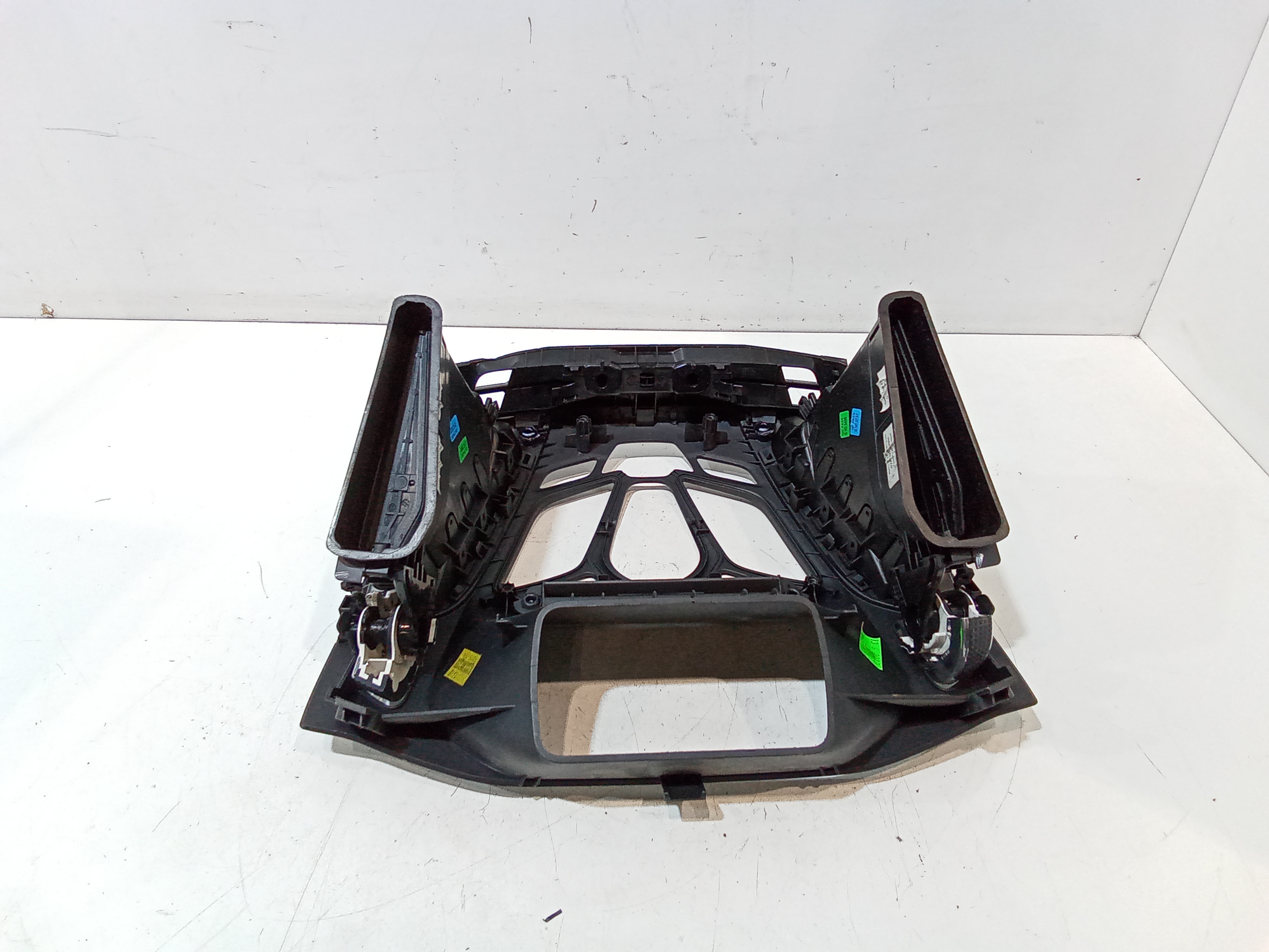 Modanatura Centrale Cruscotto per Ford Focus Berlina 5 Serie (2011 - 2014)