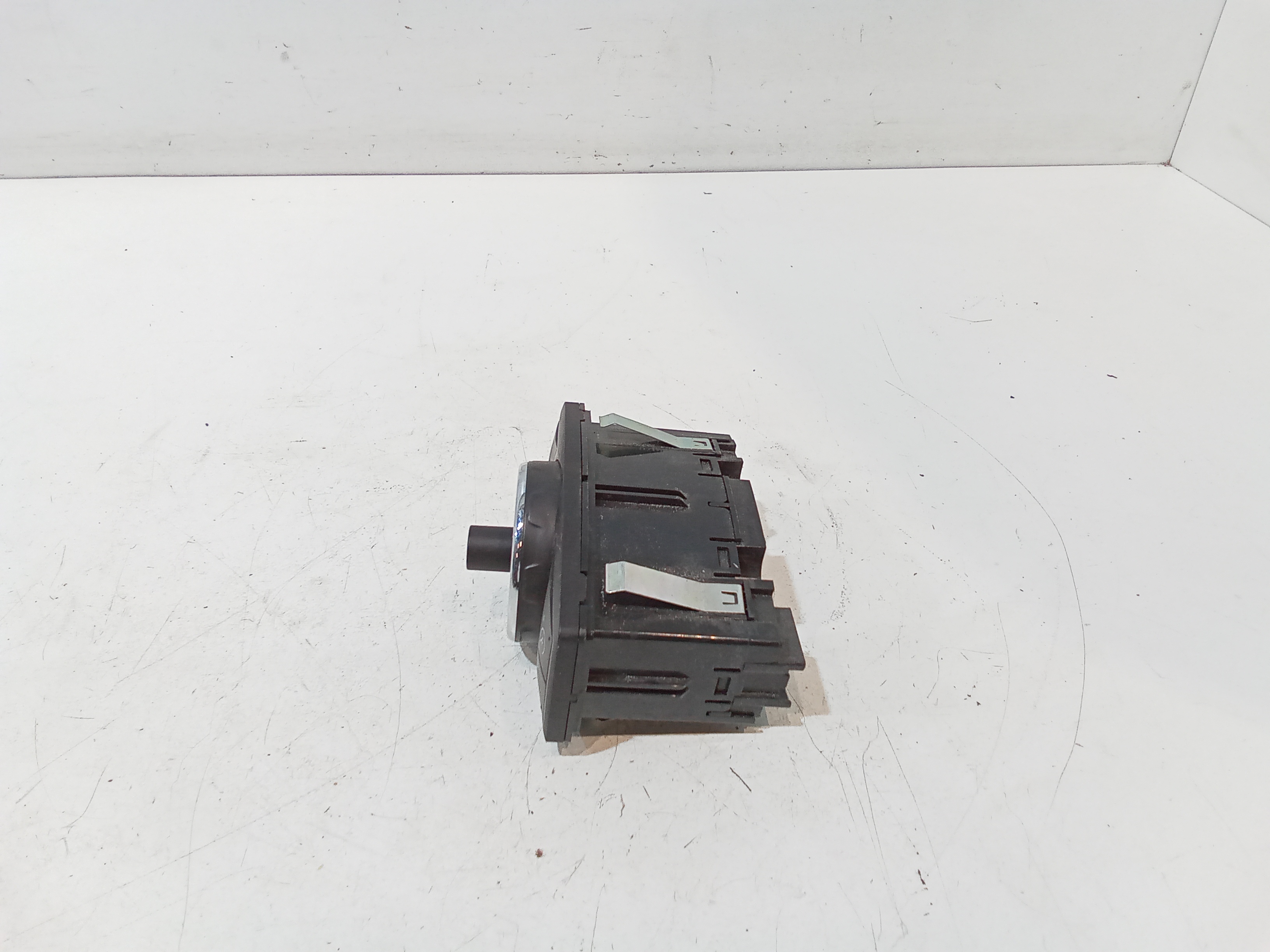 Interruttore comando luci per Ford Focus Berlina 5 Serie (2011 - 2014)