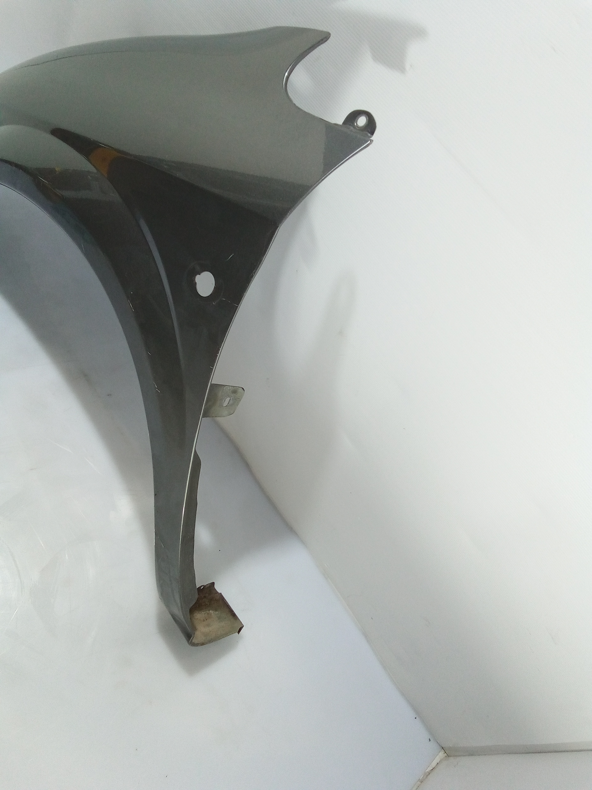 Parafango Anteriore Sinistro per Chrysler Voyager 3 Serie (2001 - 2004)