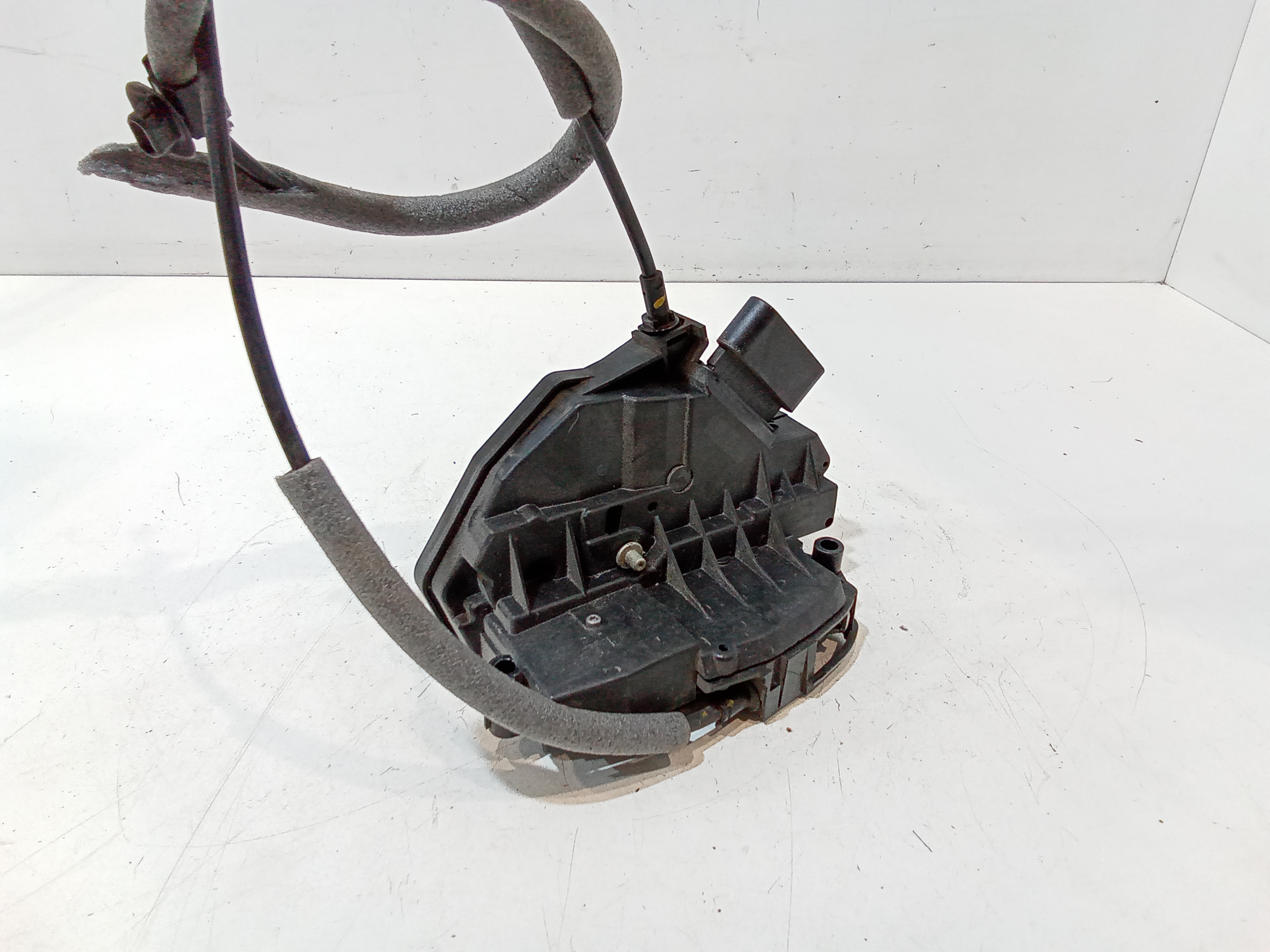 Attuatore serratura anteriore destro per Ford Focus Berlina 5 Serie (2011 - 2014)