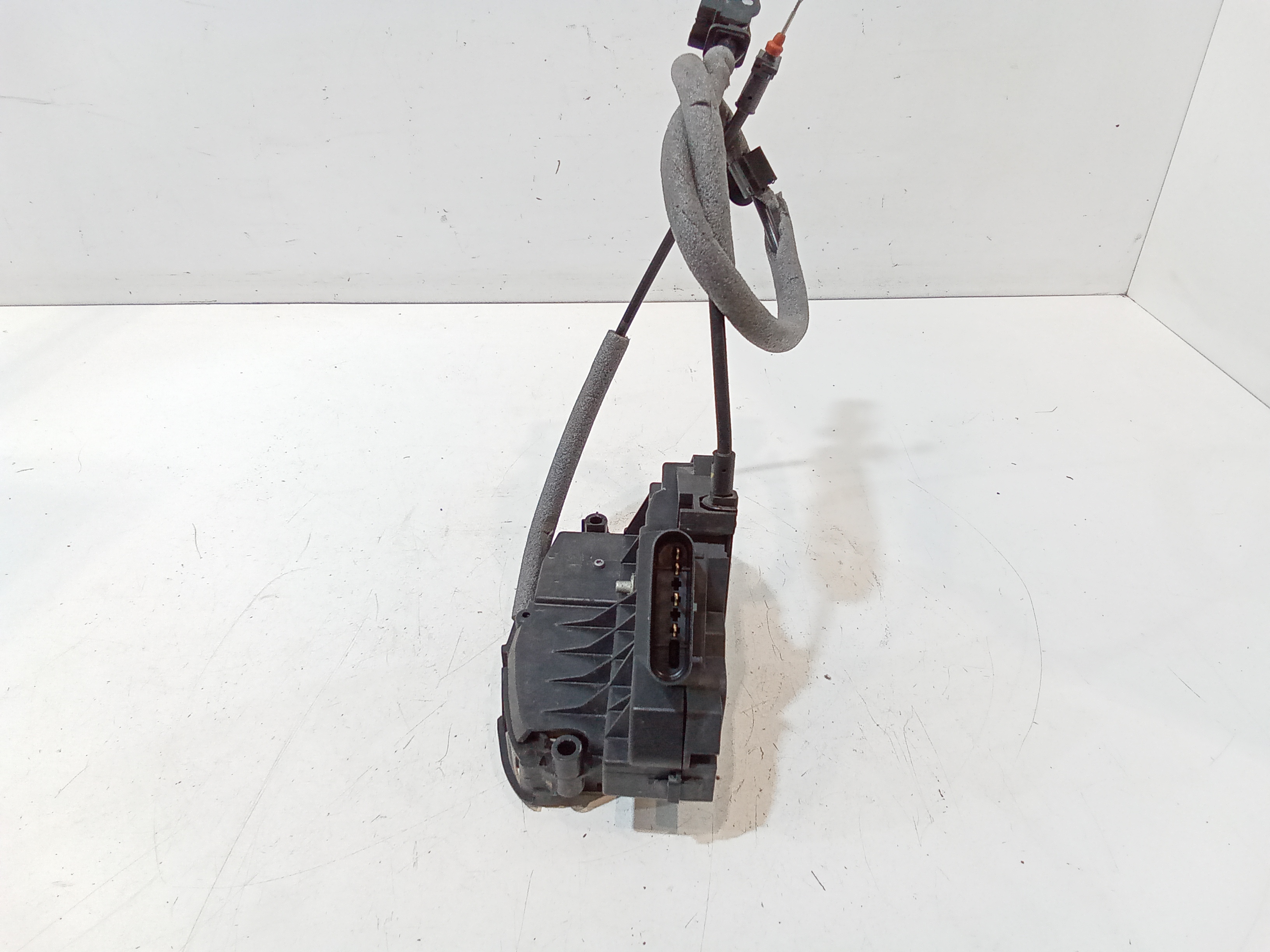 Attuatore serratura anteriore destro per Ford Focus Berlina 5 Serie (2011 - 2014)