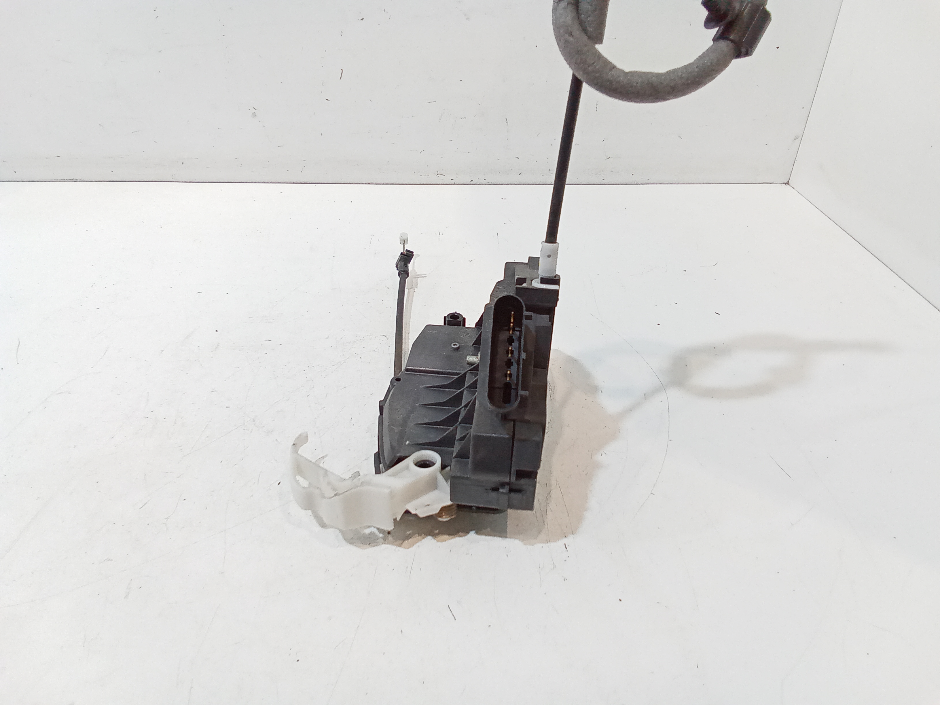 Serratura Posteriore destra per Ford Focus Berlina 5 Serie (2011 - 2014)