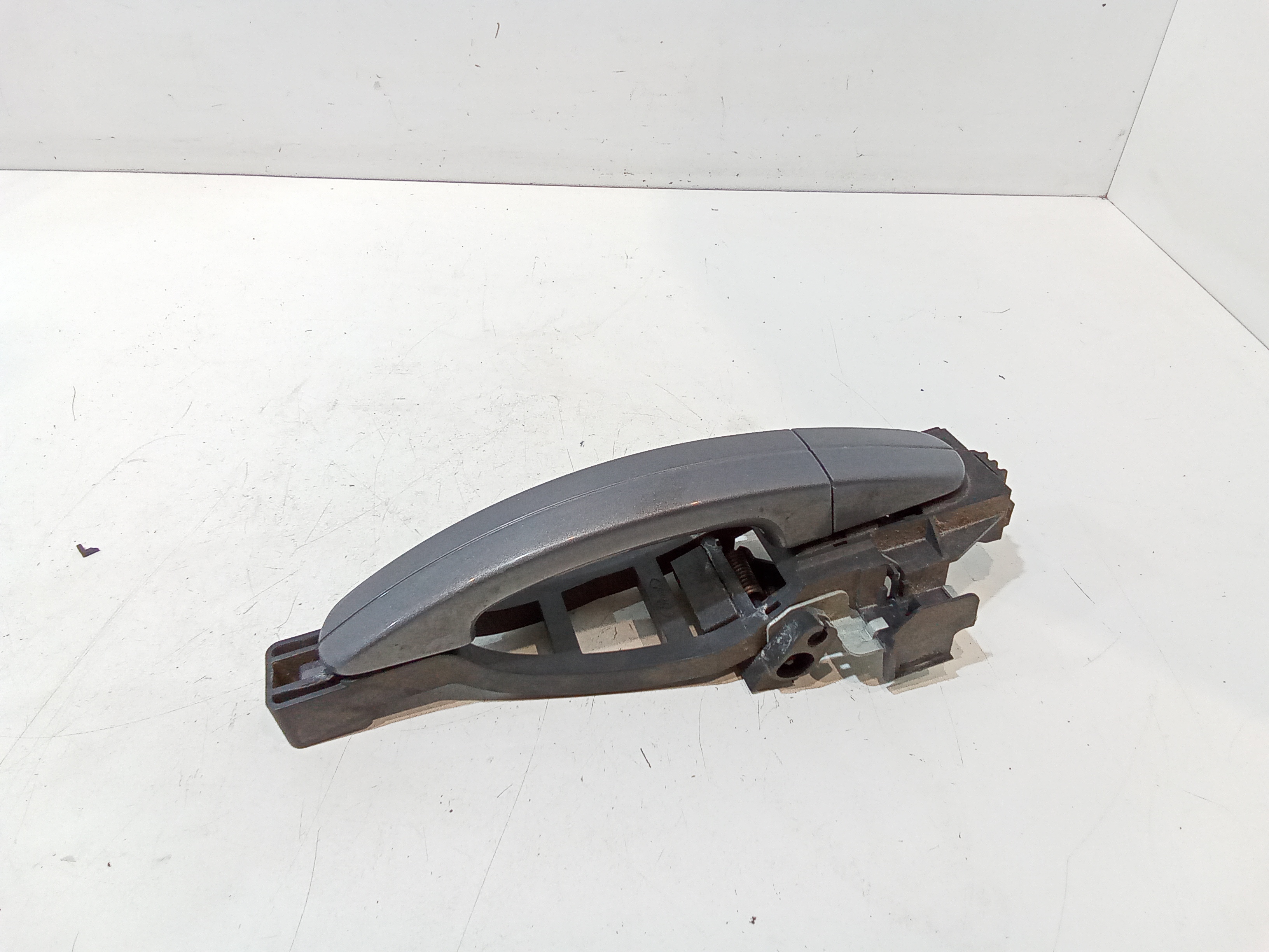 Maniglia esterna Posteriore Destra per Ford Focus Berlina 5 Serie (2011 - 2014)